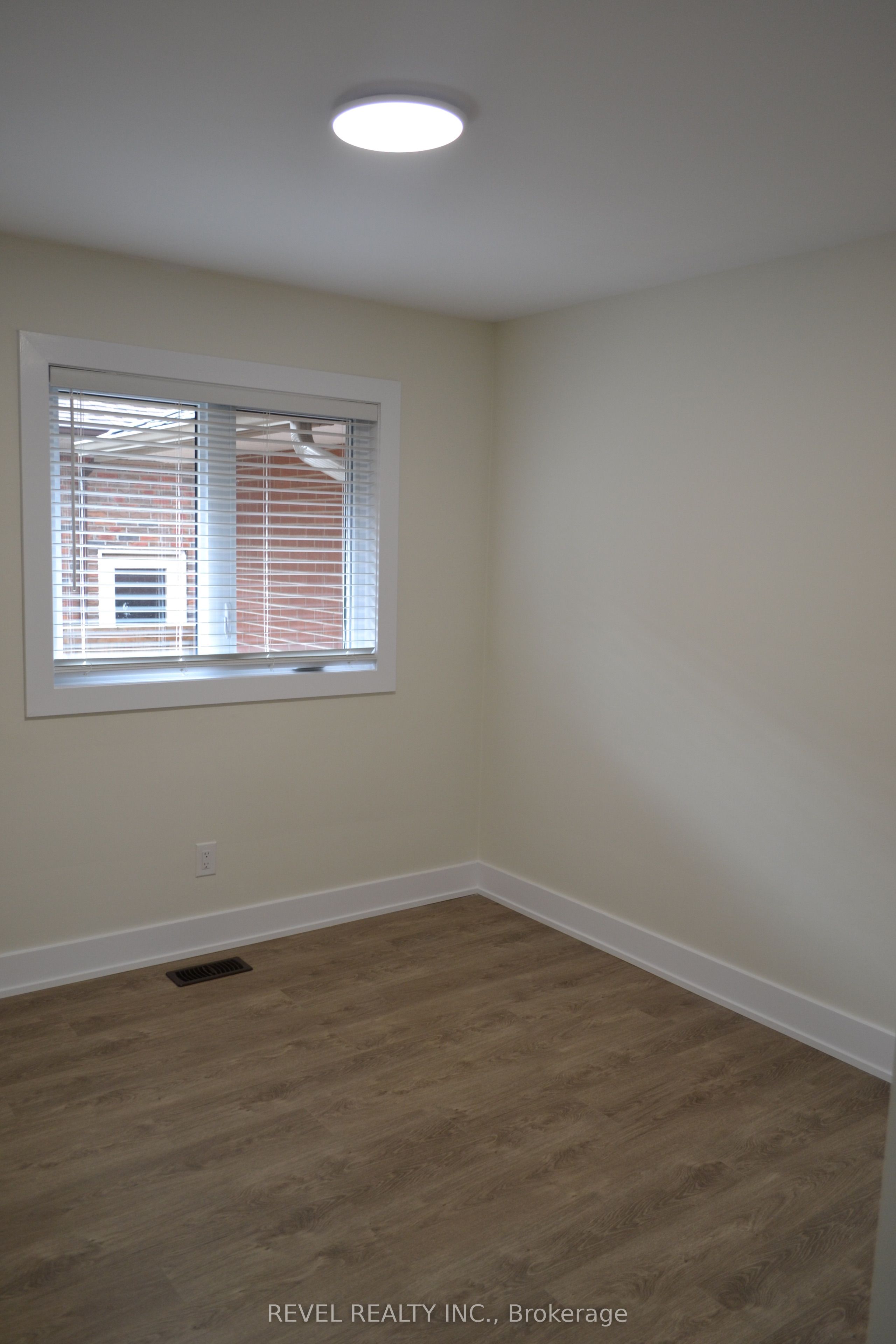 15 Cedar Brae Boulevard Property Photo 16
