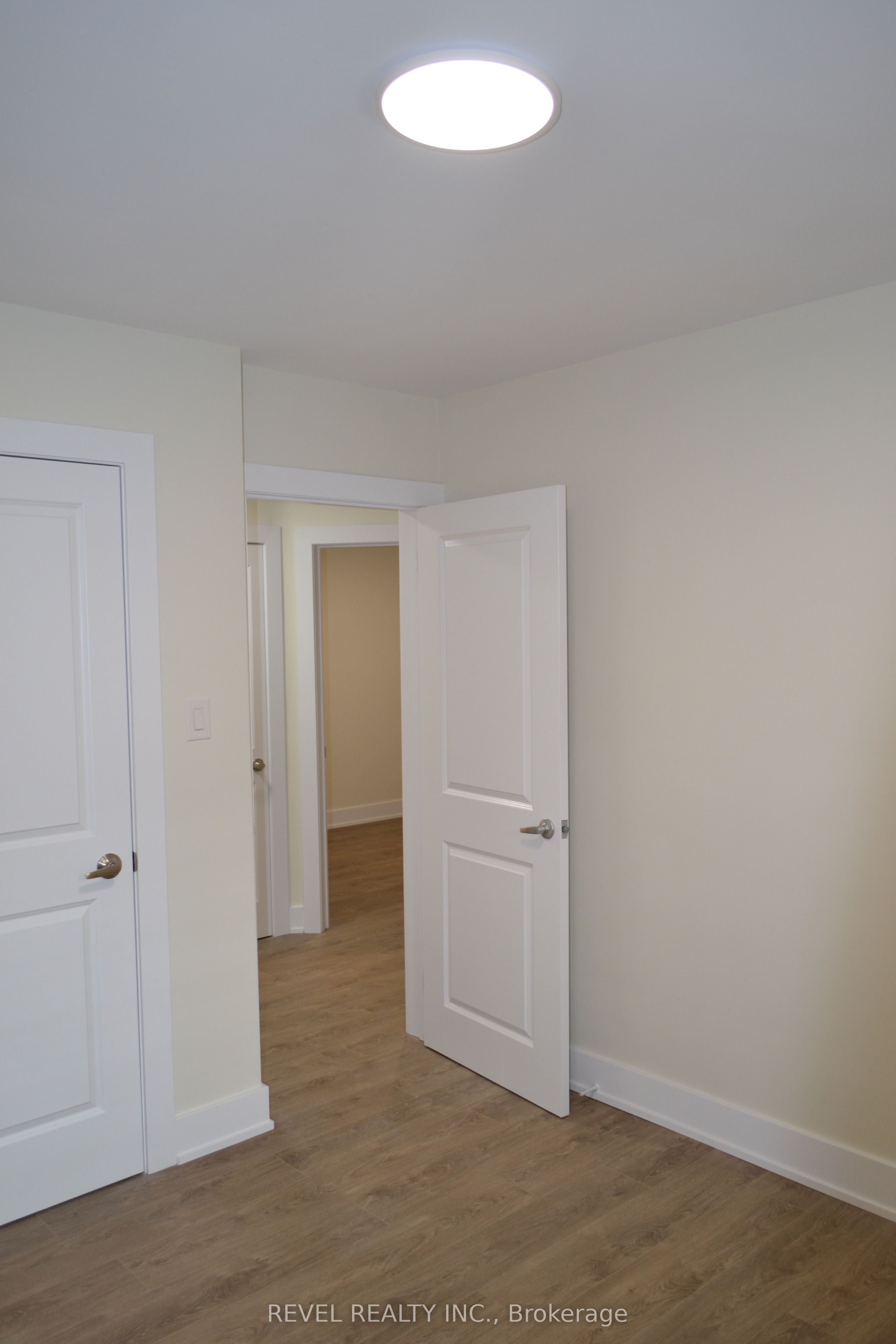 15 Cedar Brae Boulevard Property Photo 17