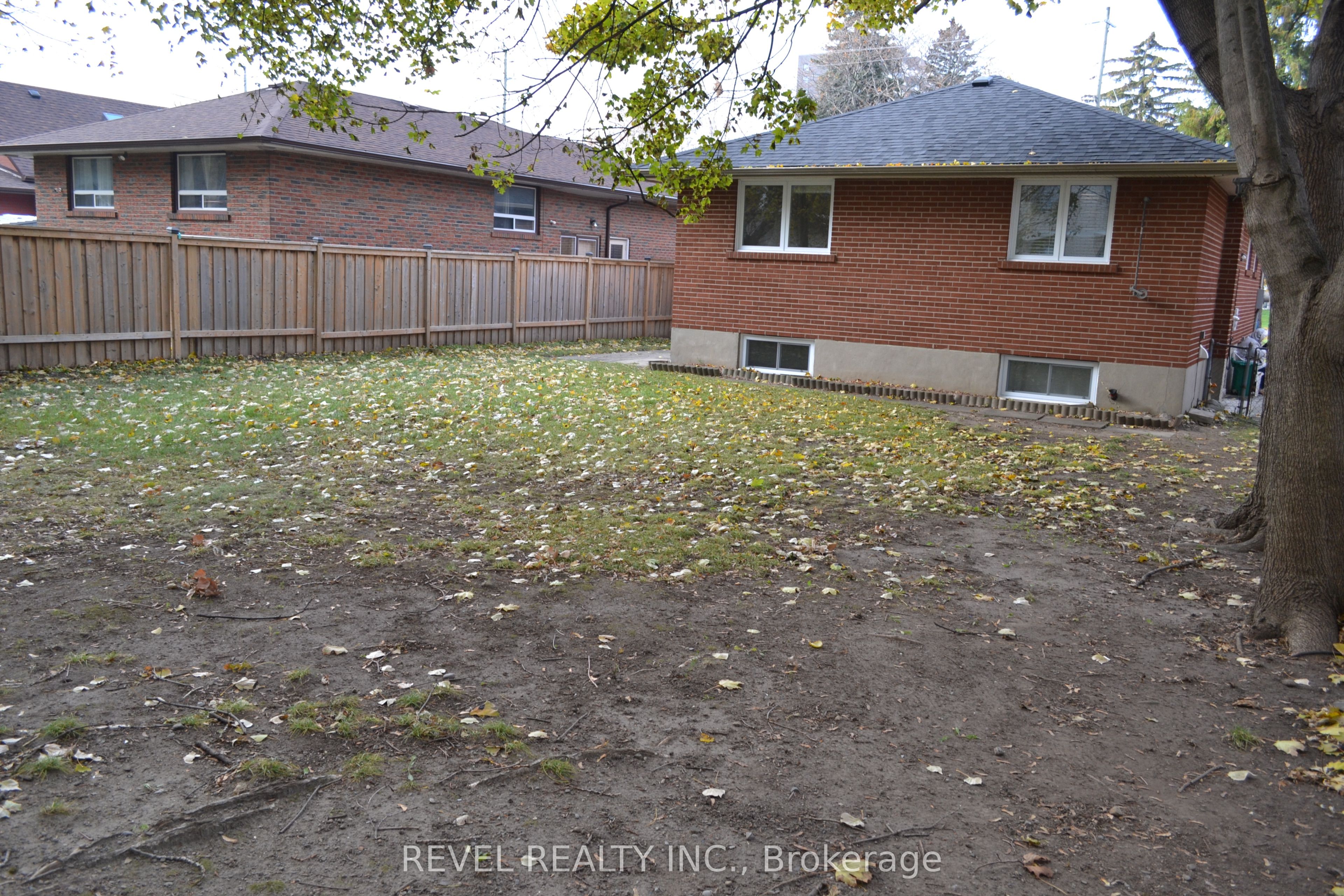 15 Cedar Brae Boulevard Property Photo 25