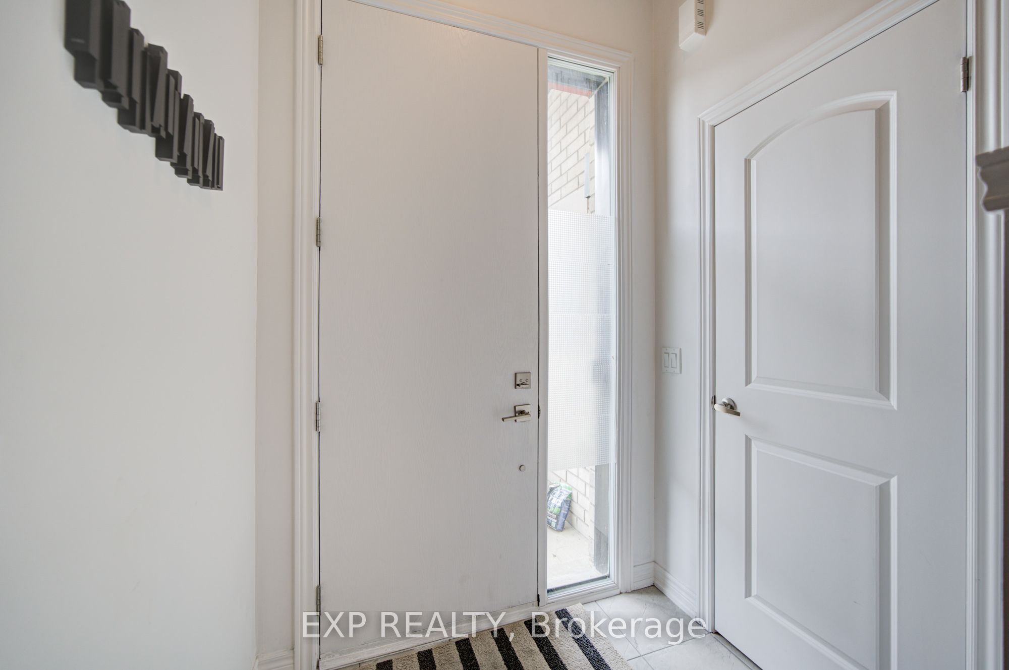 29 Sorbara Way Property Photo 2