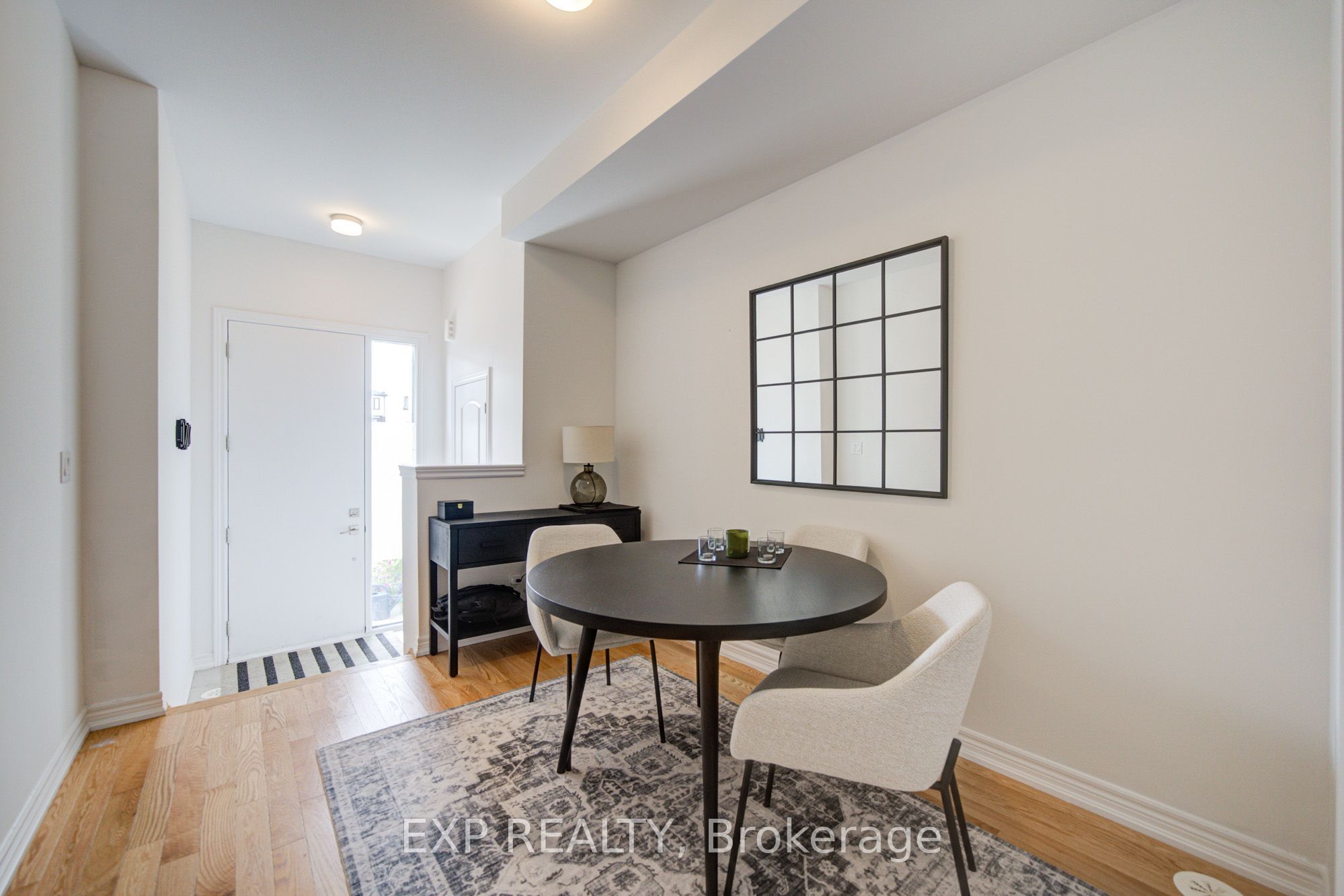 29 Sorbara Way Property Photo 4