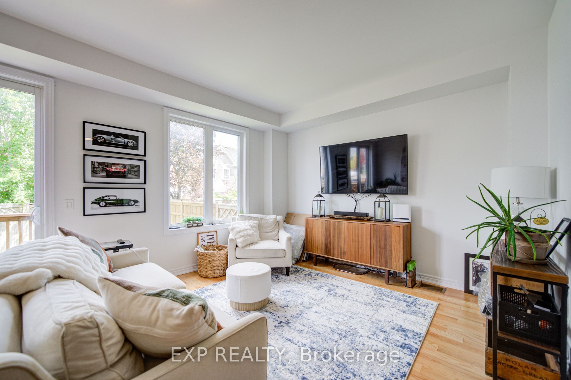 29 Sorbara Way Property Photo 6