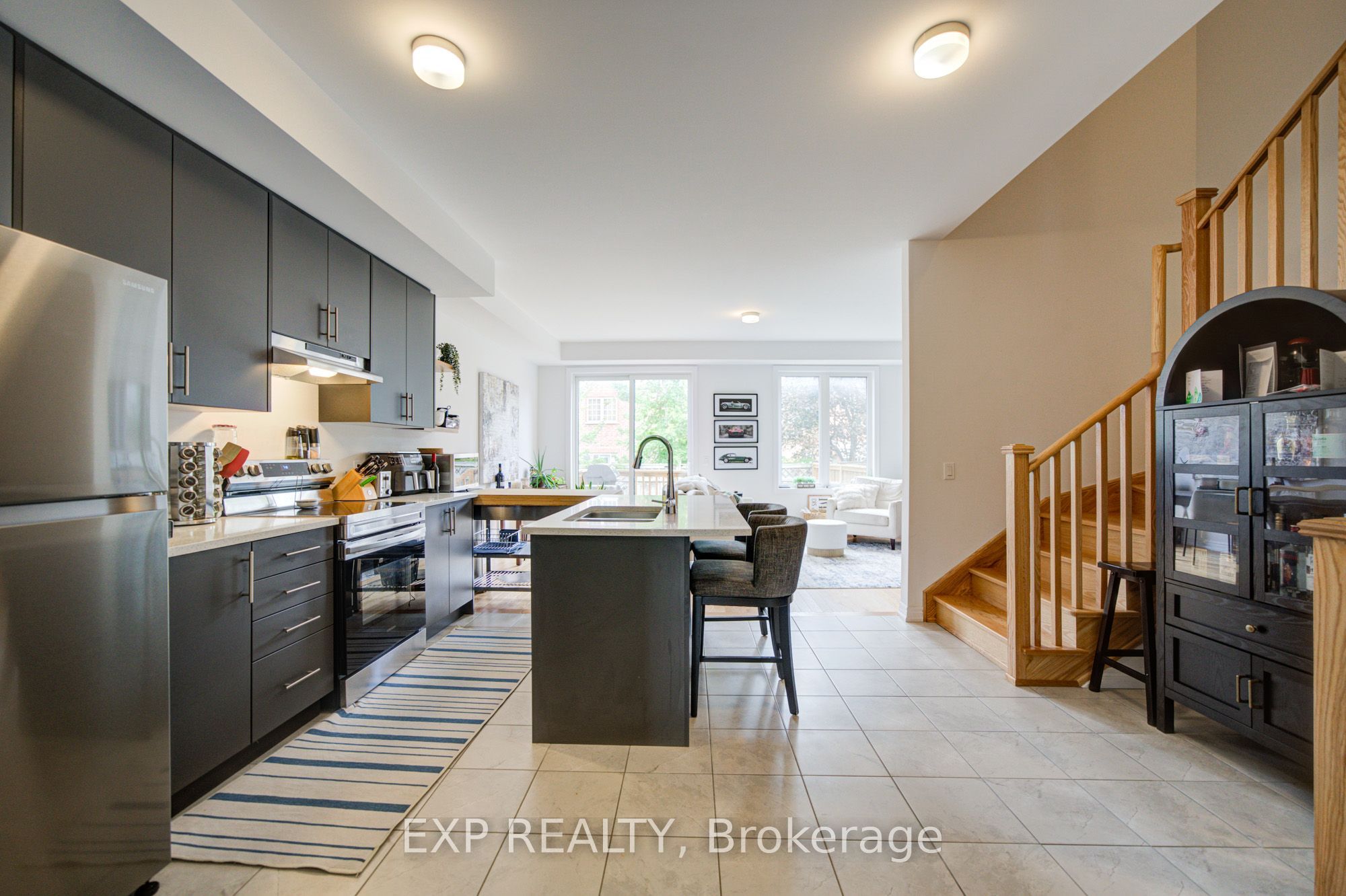 29 Sorbara Way Property Photo 11
