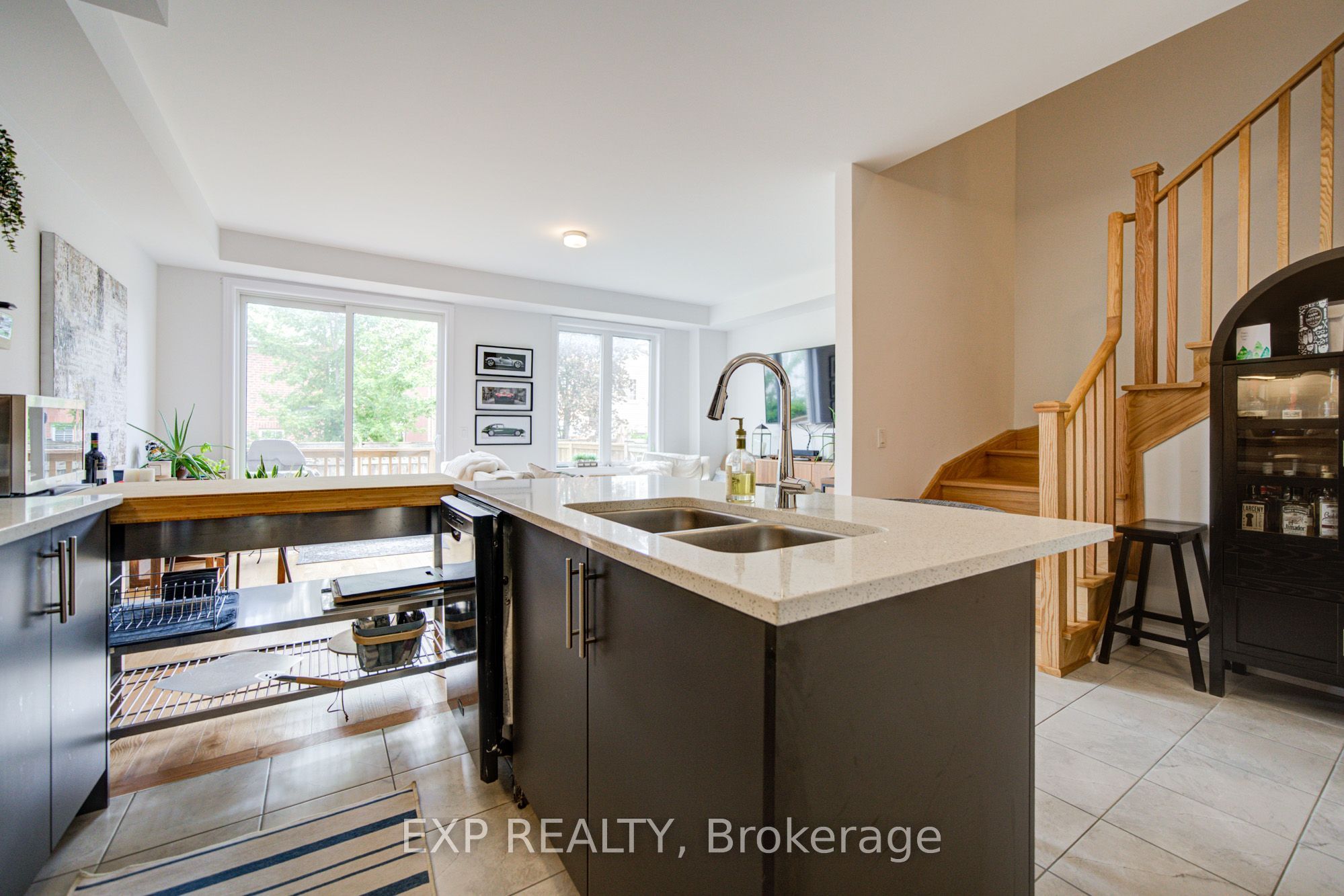 29 Sorbara Way Property Photo 16