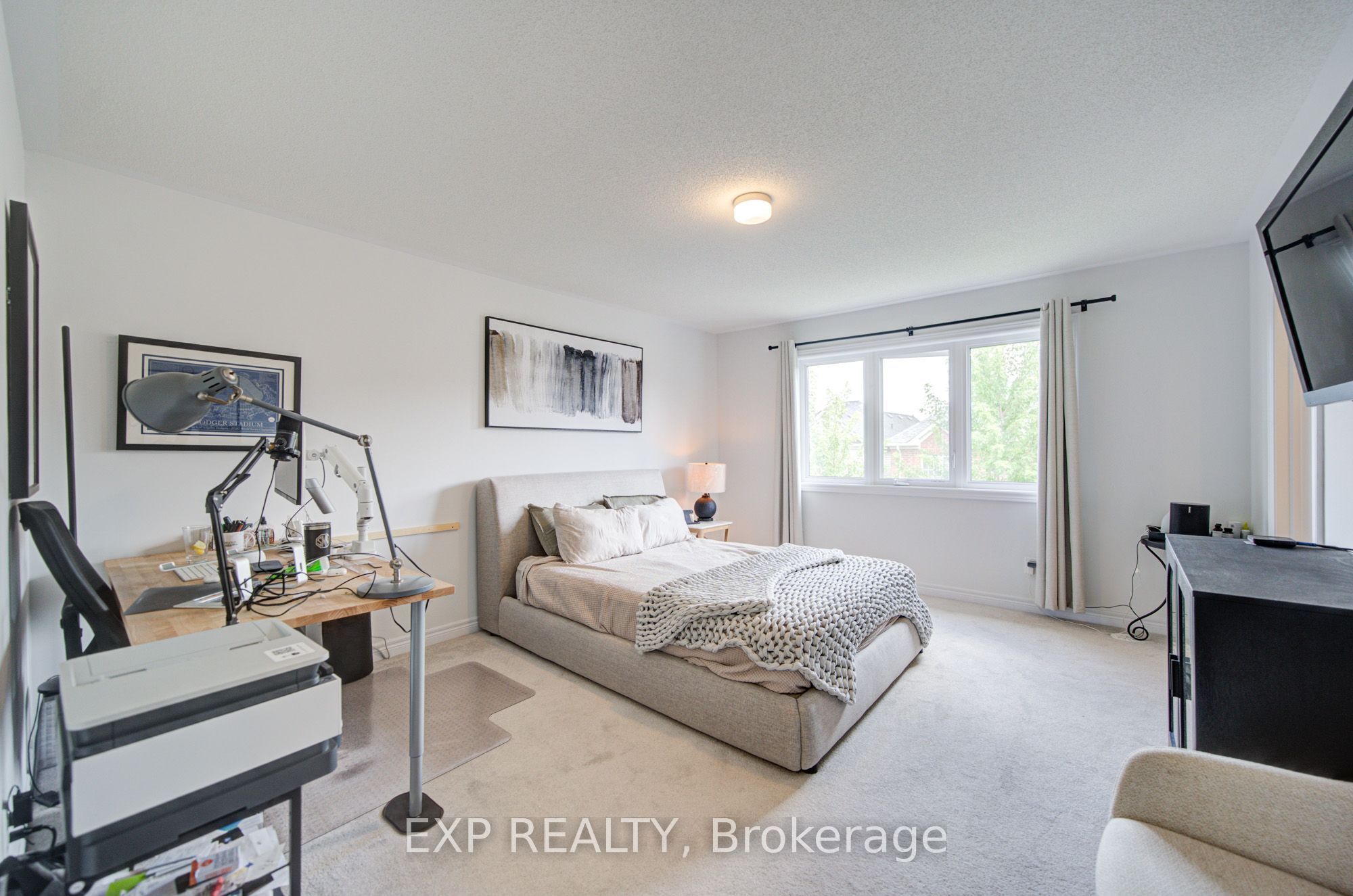 29 Sorbara Way Property Photo 23