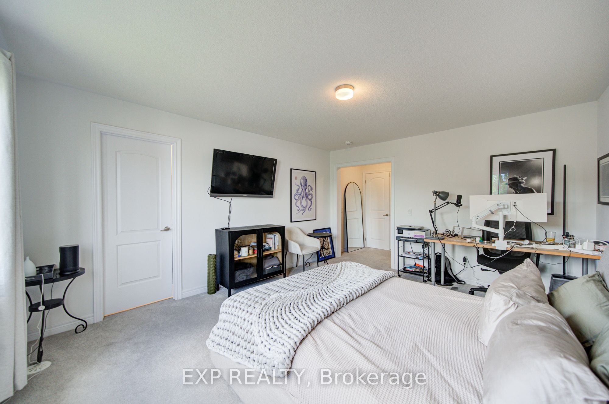 29 Sorbara Way Property Photo 27