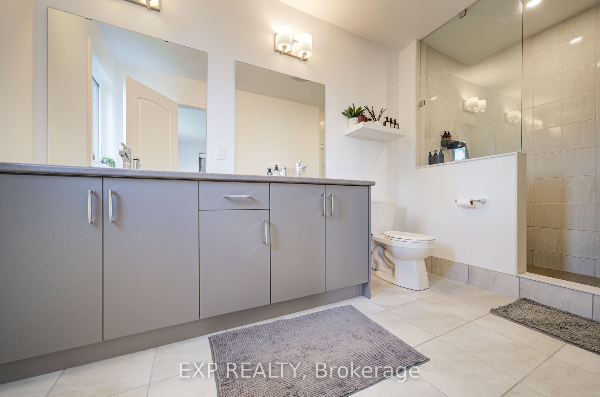 29 Sorbara Way Property Photo 30