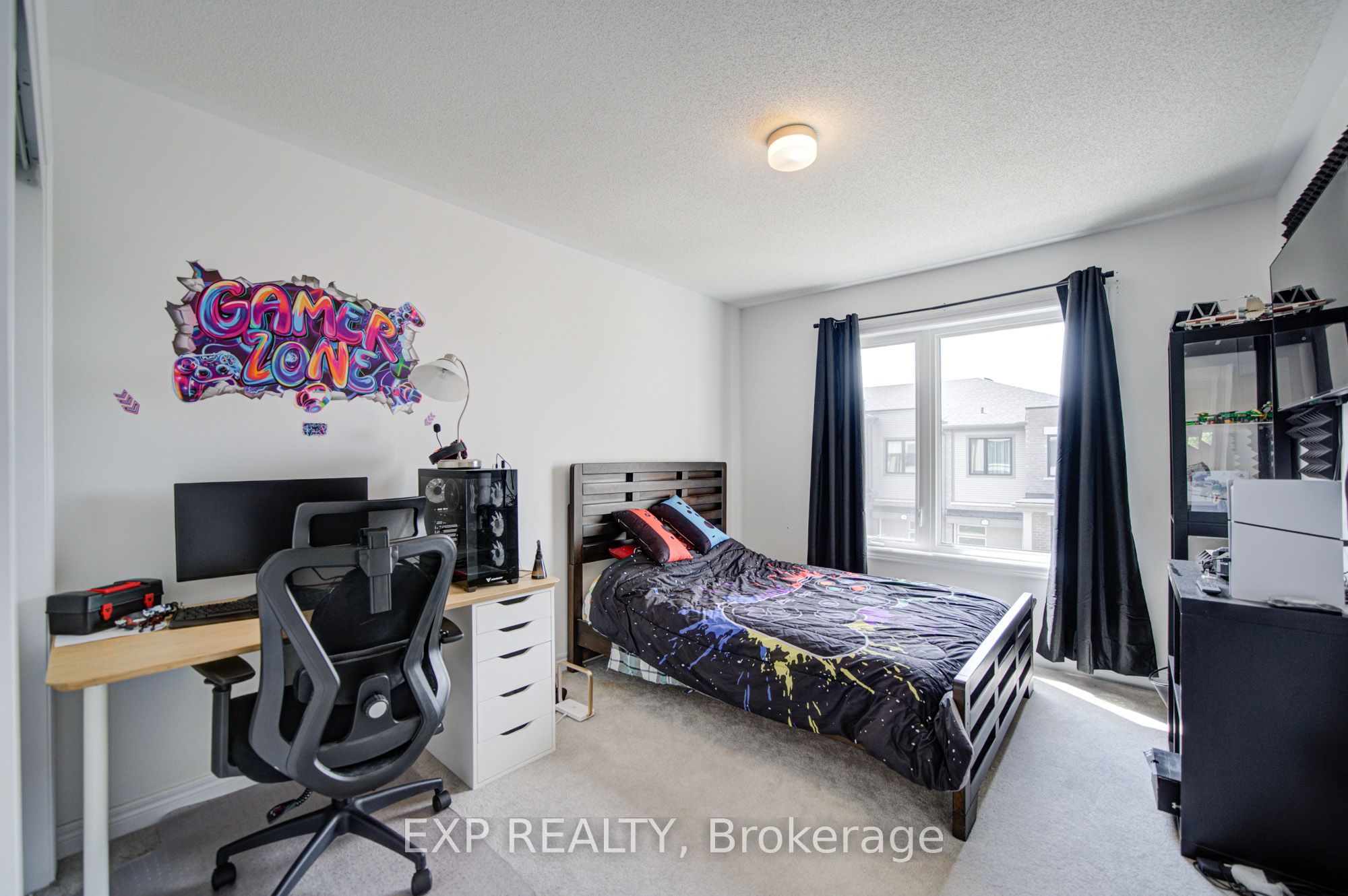 29 Sorbara Way Property Photo 35