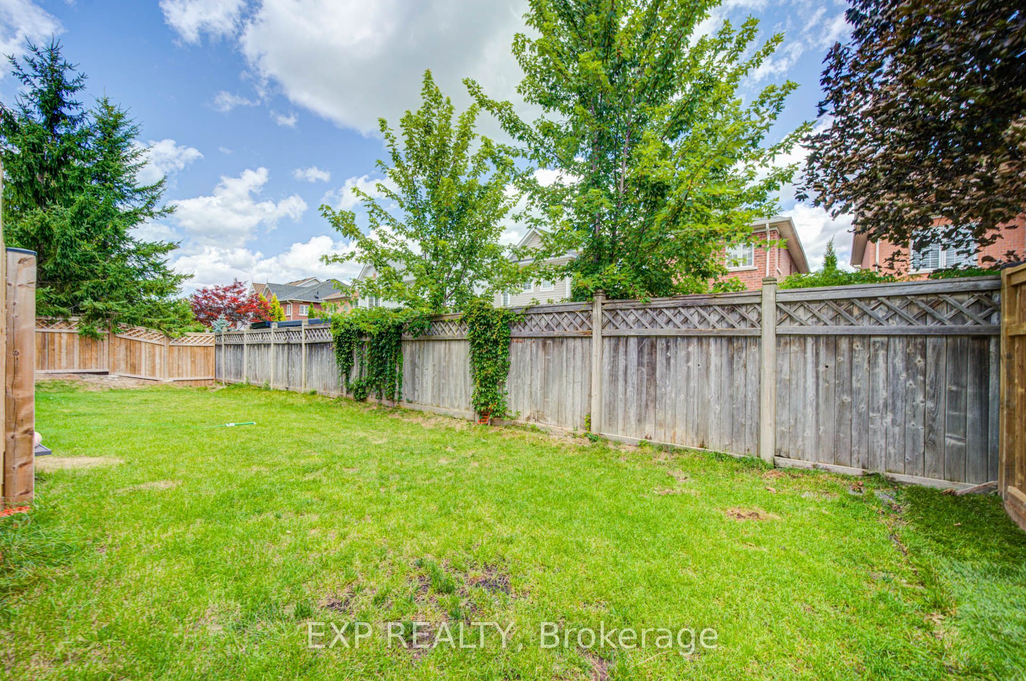 29 Sorbara Way Property Photo 39