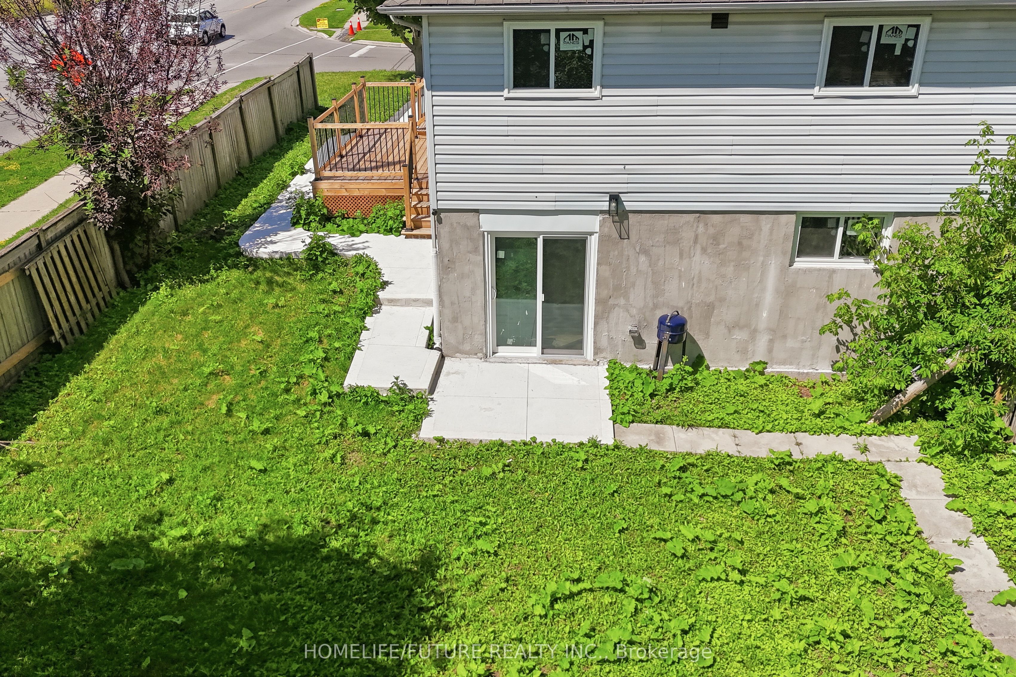 1 Lockhart Gate Property Photo 9