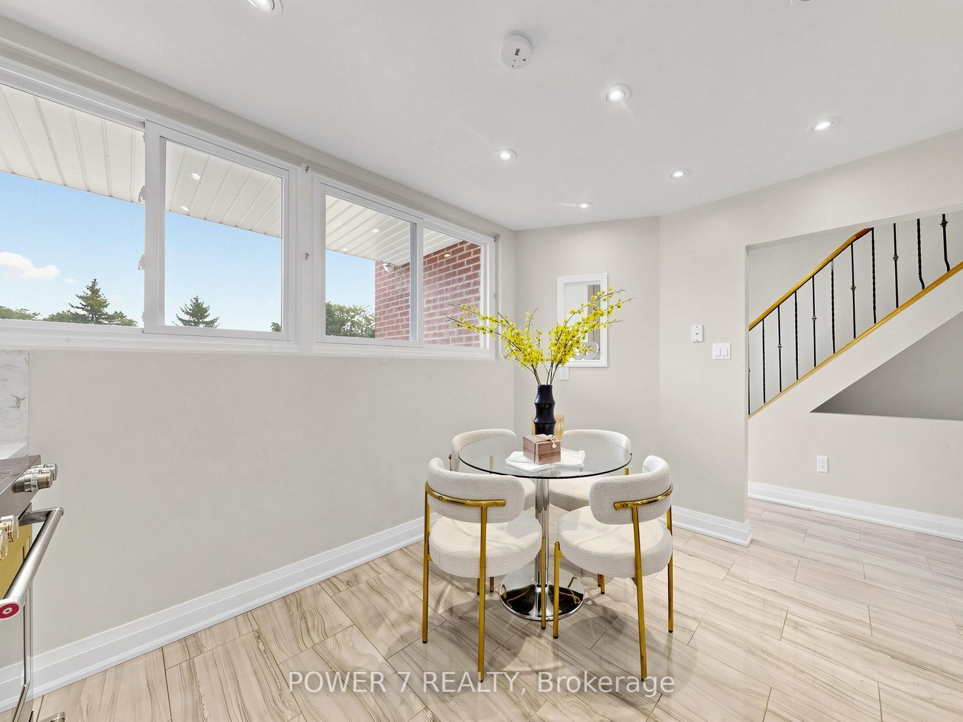 18 Sprucewood Court Property Photo 20