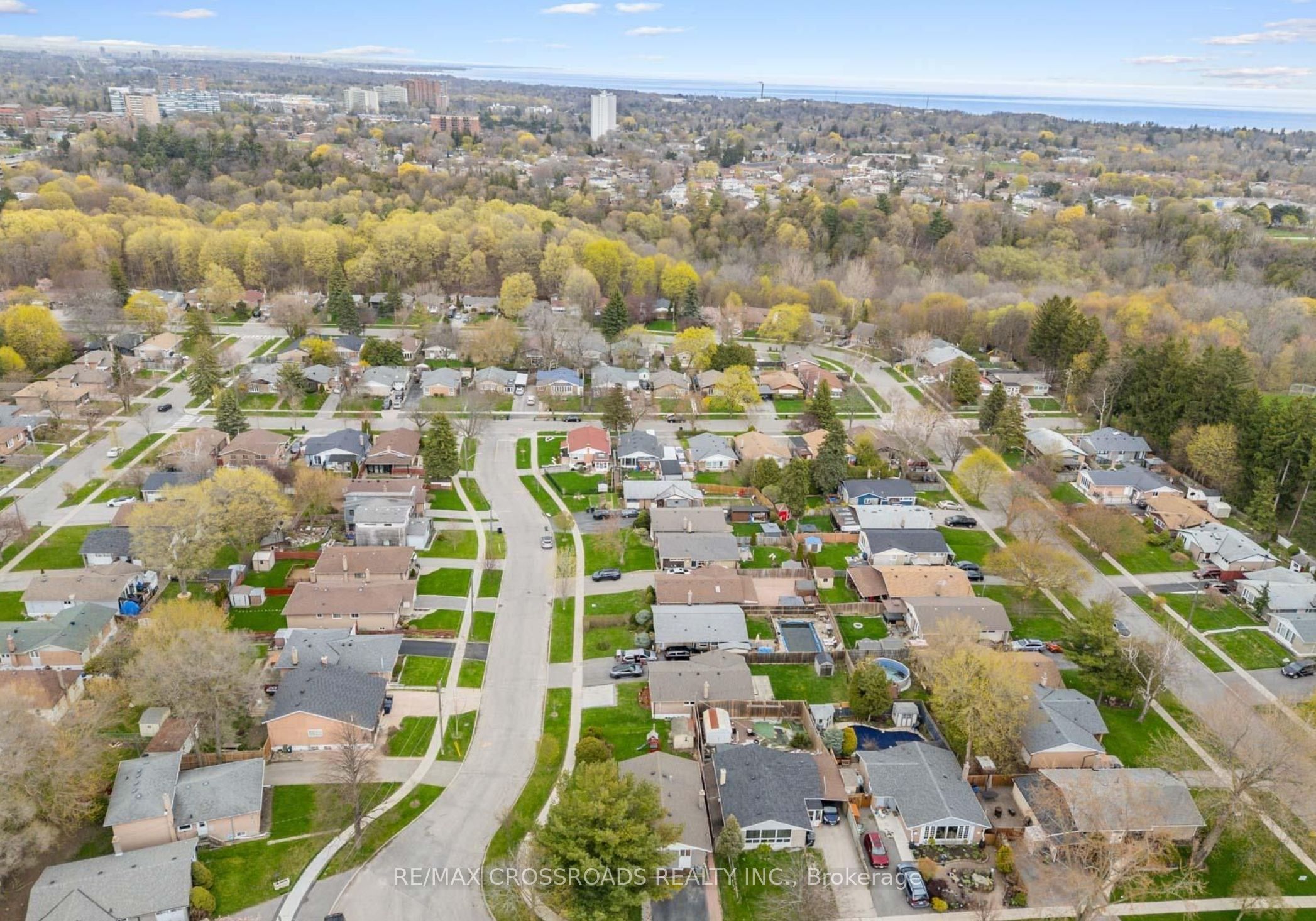 19 Shoreland Crescent Bsmt Property Photo 6