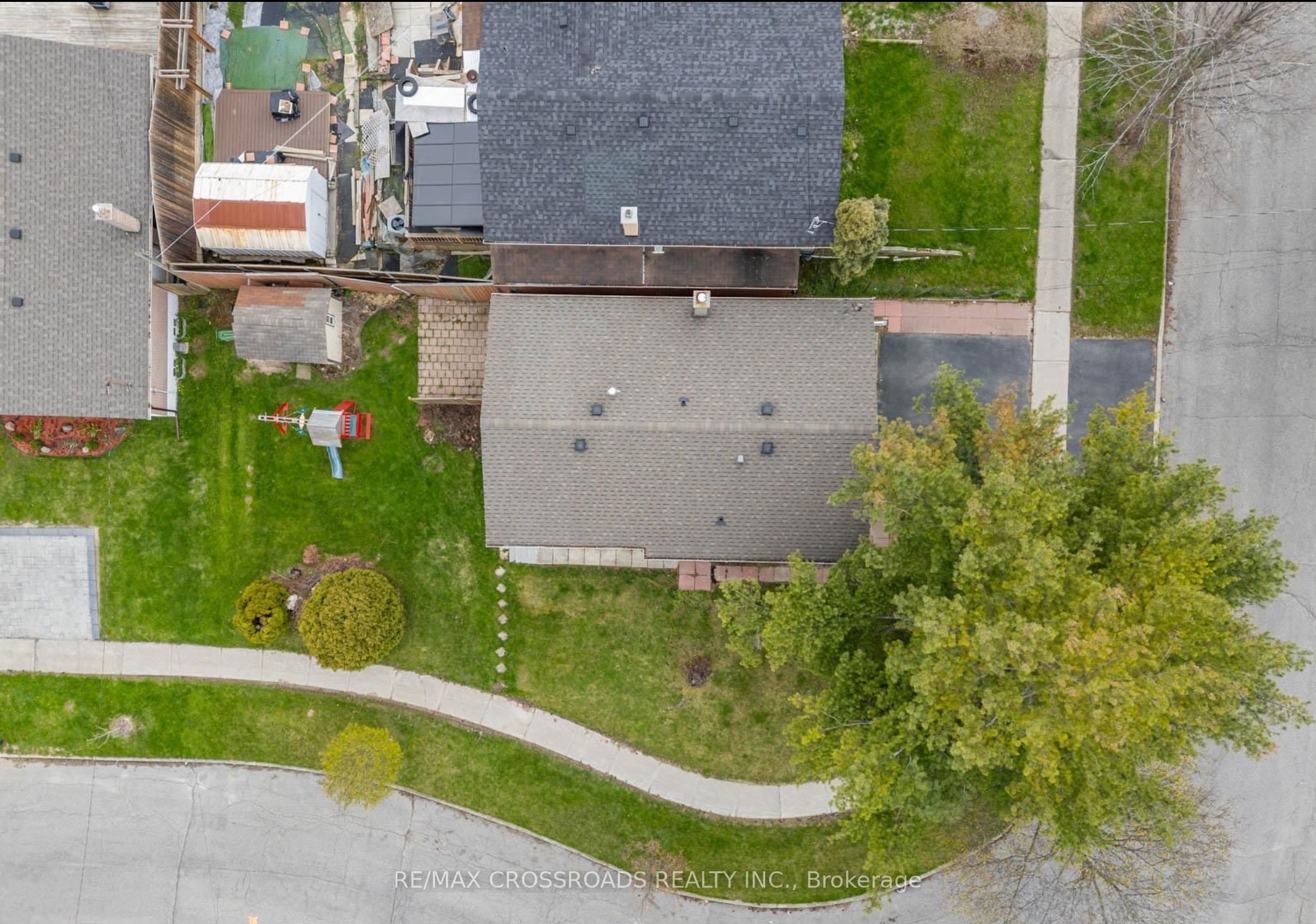 19 Shoreland Crescent Bsmt Property Photo 9