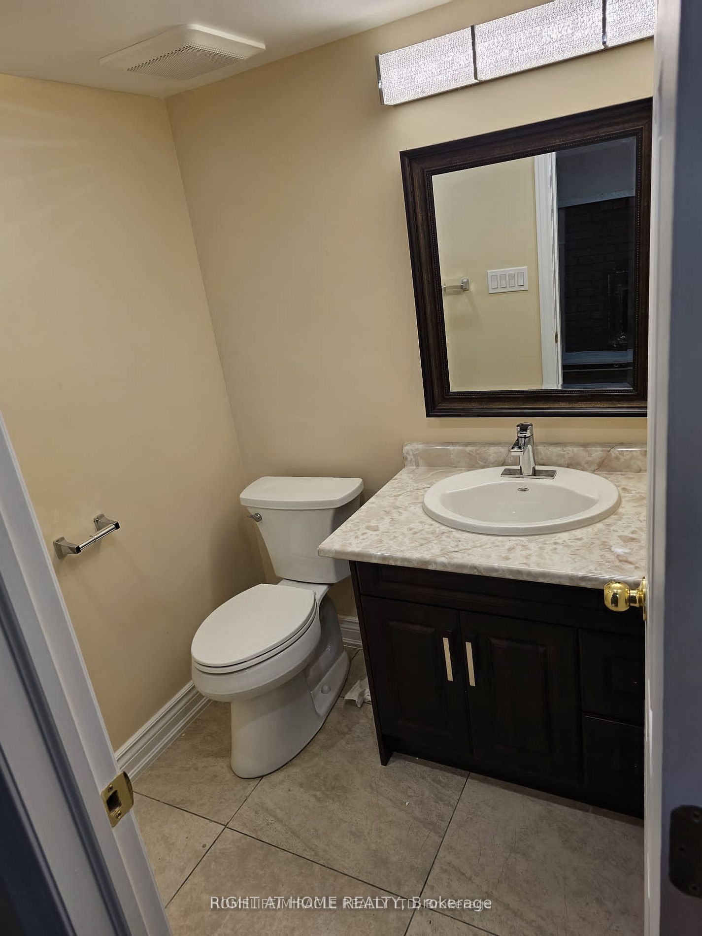 730 Sheppard Avenue Bsmt Property Photo 10