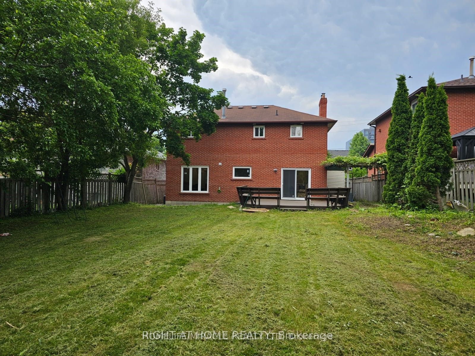 730 Sheppard Avenue Bsmt Property Photo 12