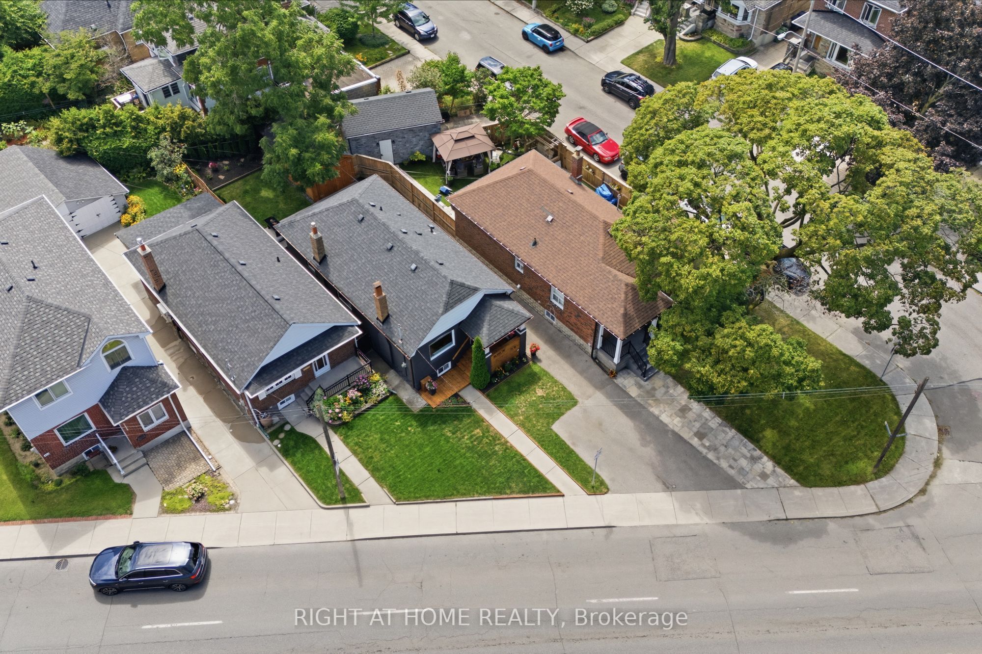 494 Donlands Avenue Property Photo 43
