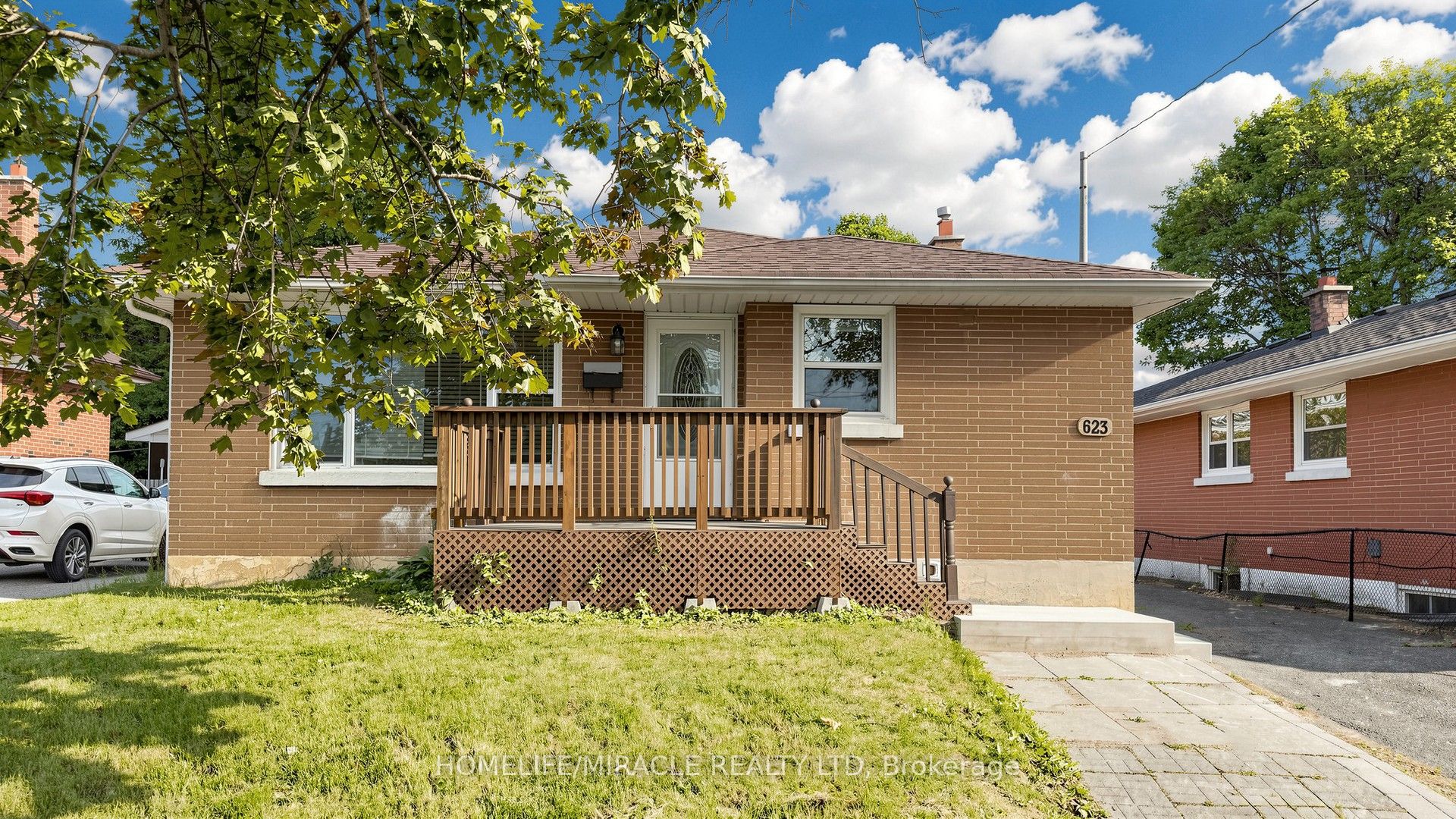 623 Olive Avenue Property Photo 4