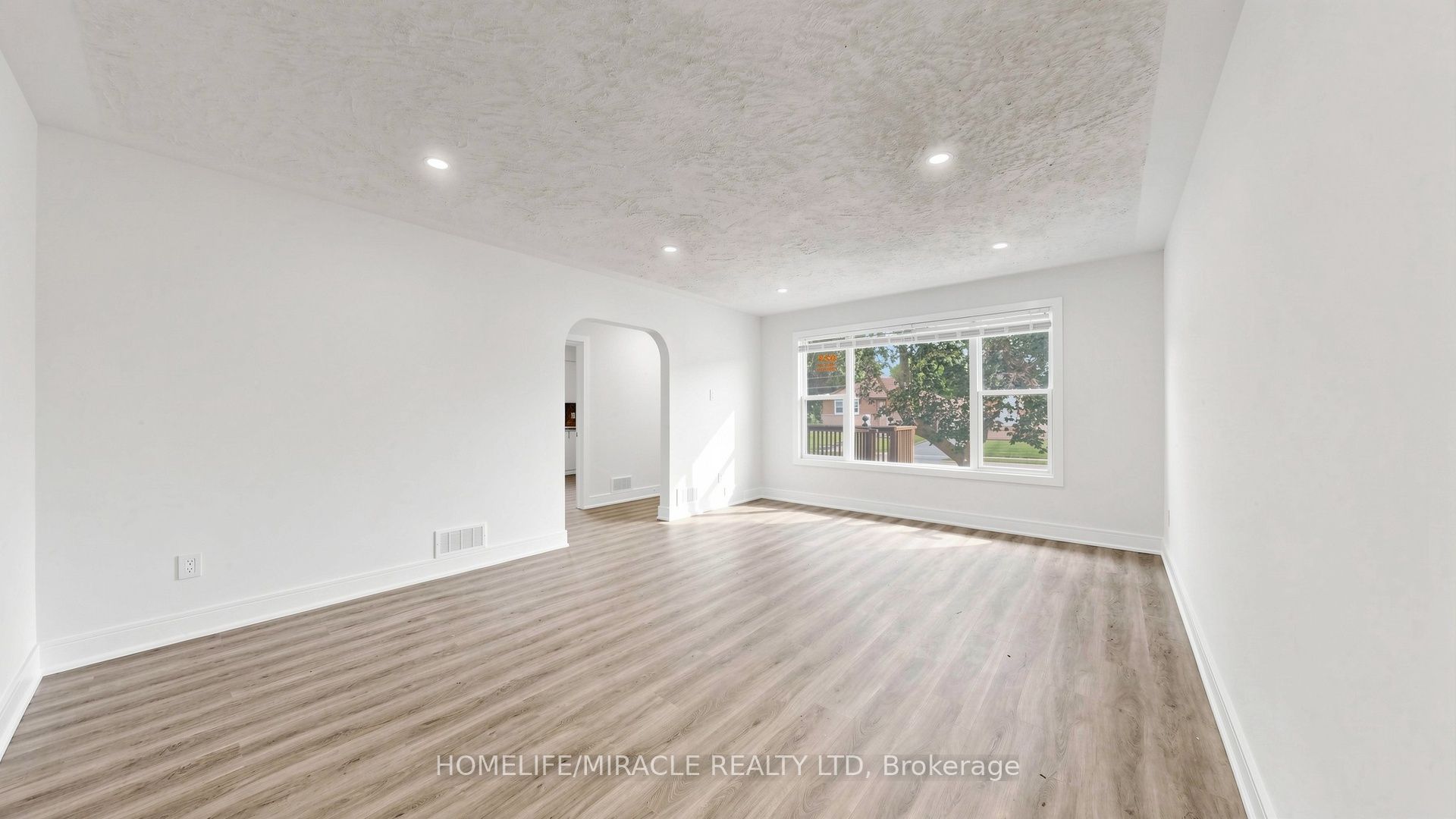 623 Olive Avenue Property Photo 6
