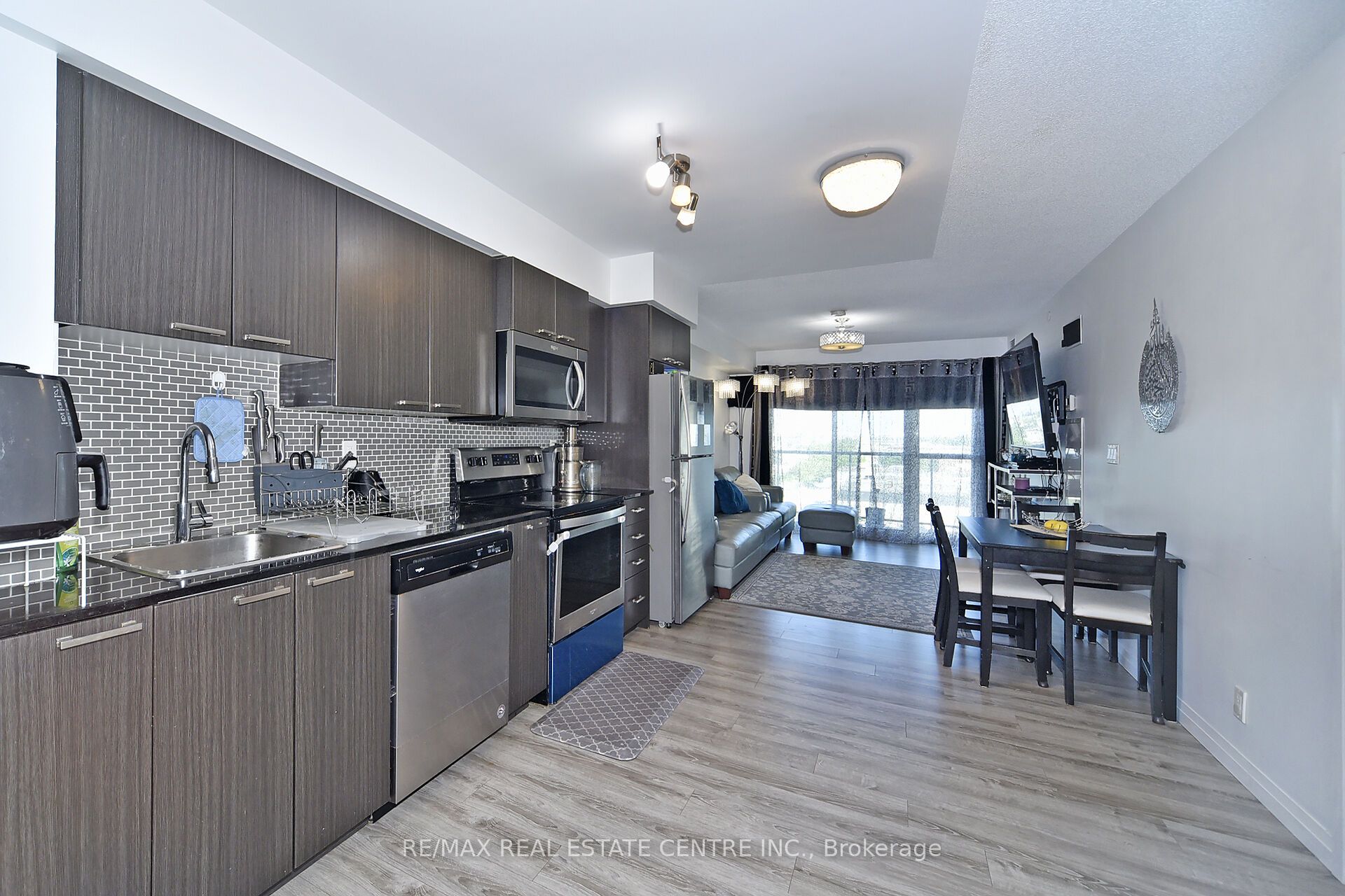 2150 Lawrence Avenue 612 Property Photo 21