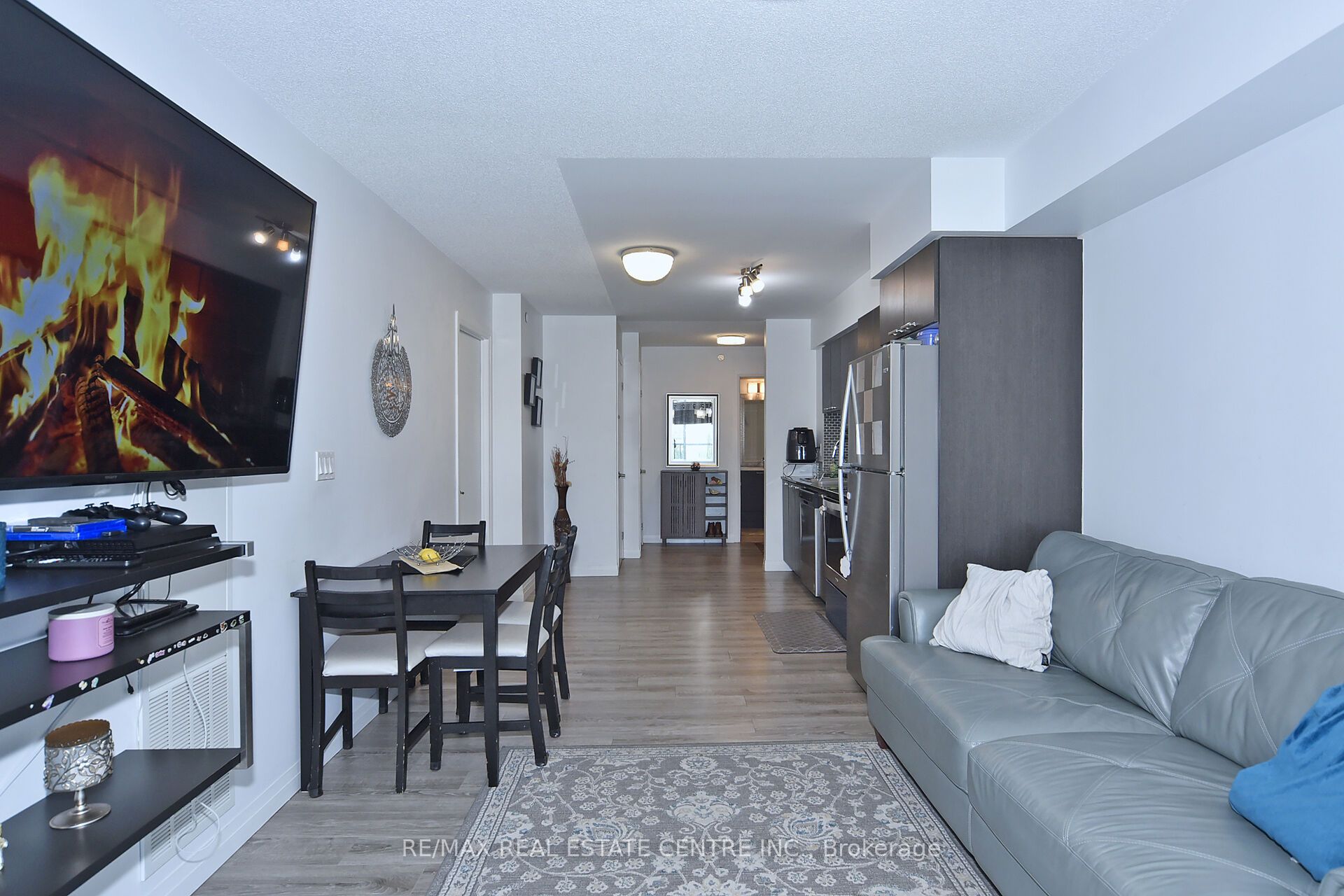 2150 Lawrence Avenue 612 Property Photo 23