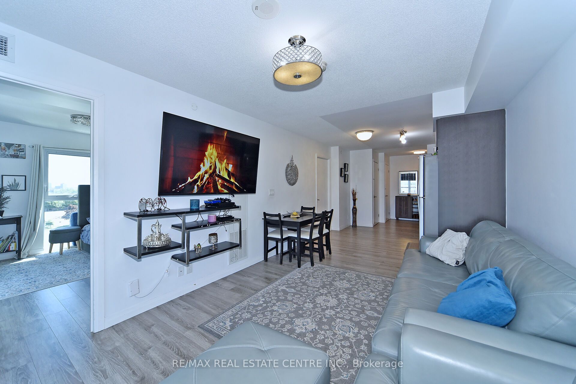 2150 Lawrence Avenue 612 Property Photo 24