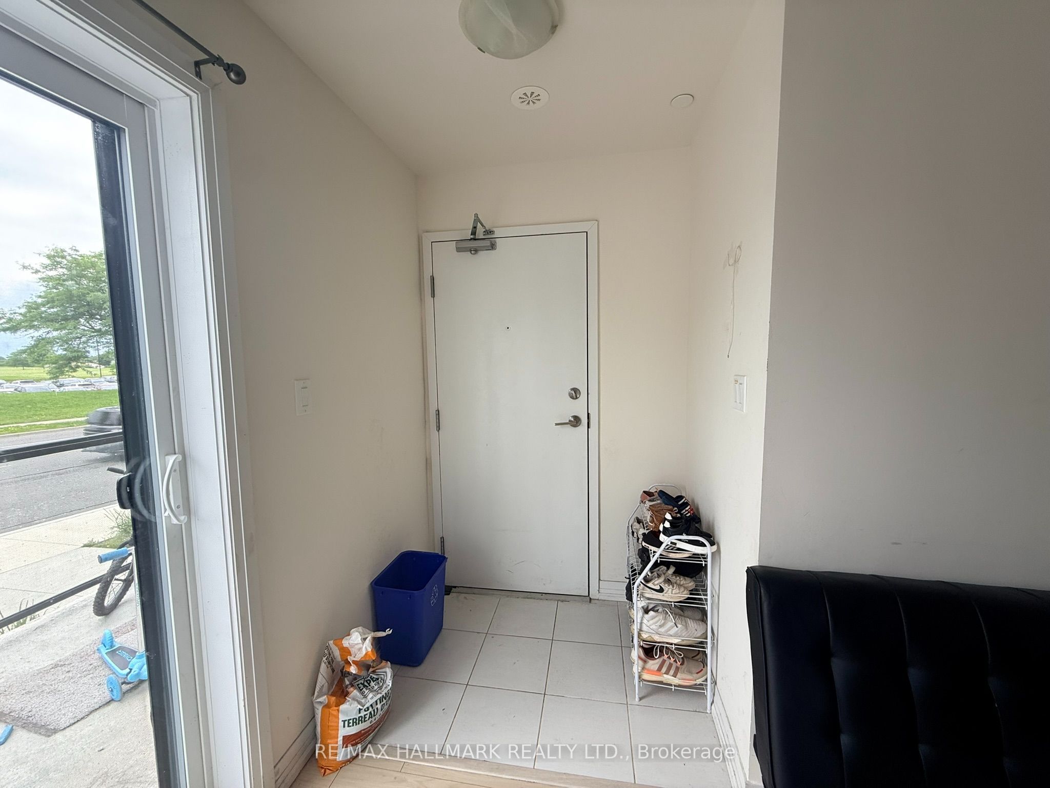 155 Tapscott Road 18 Property Photo 3