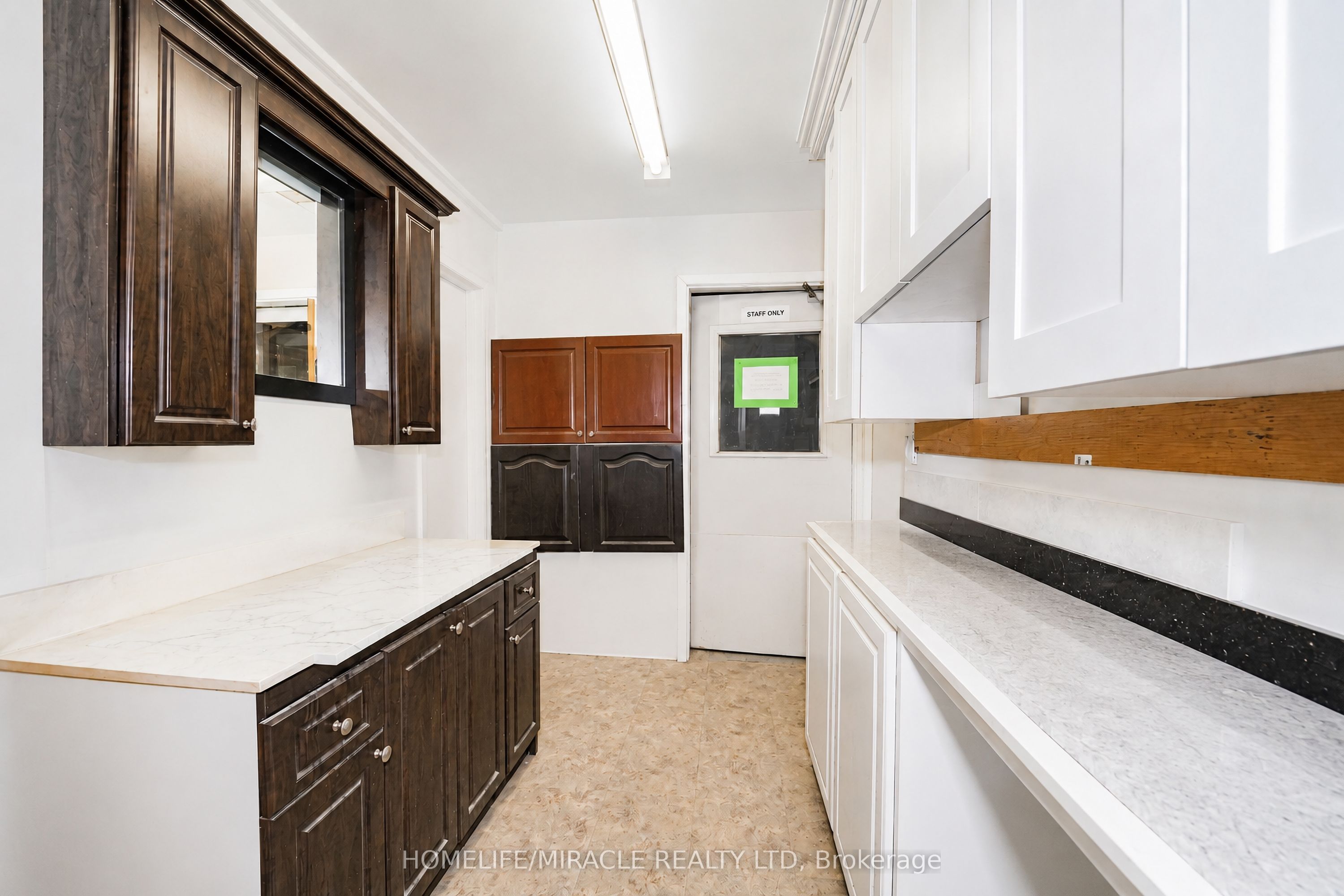 1940 Ellesmere Road 5 Property Photo 7