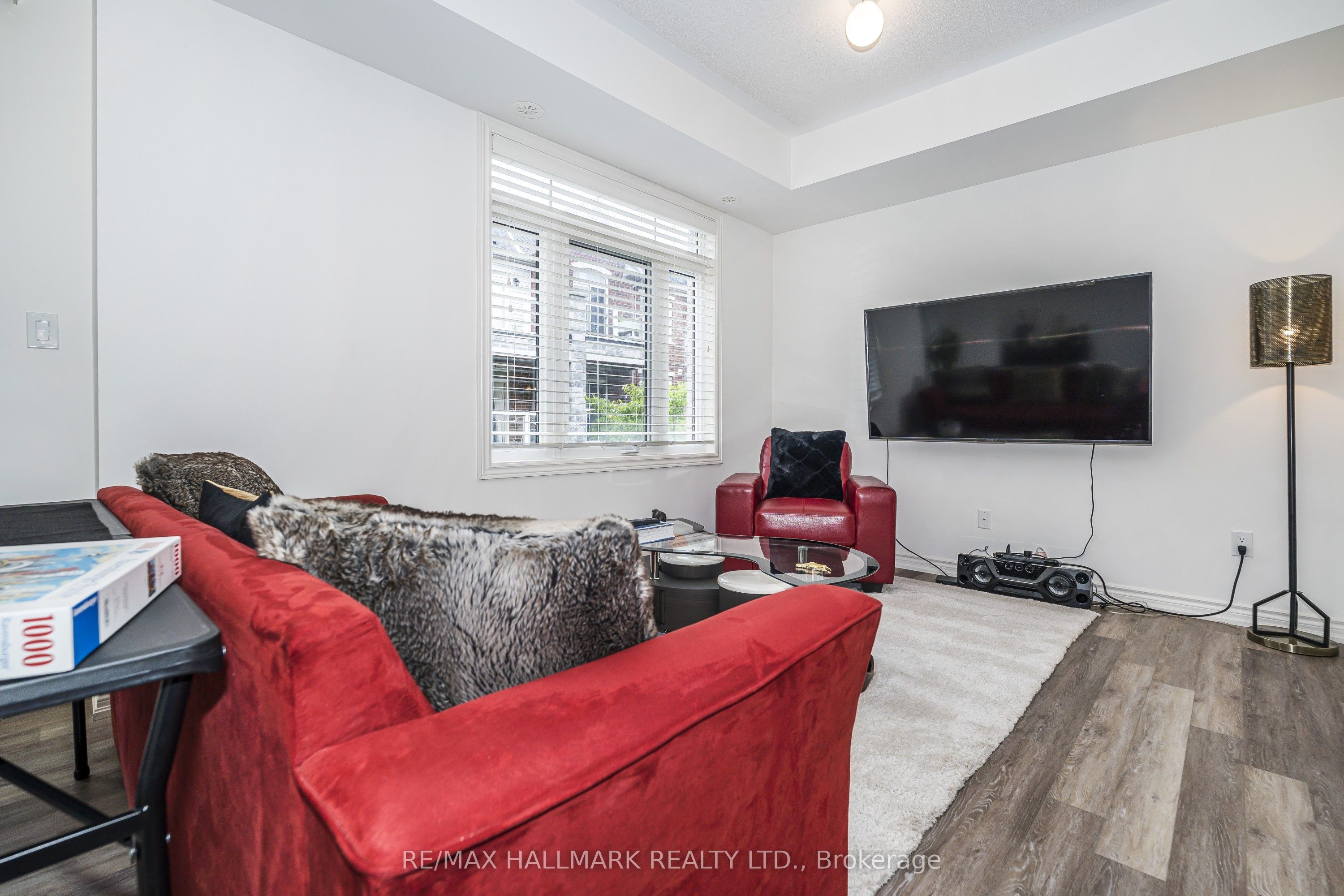 2558 Ladyfern Crossing Property Photo 9