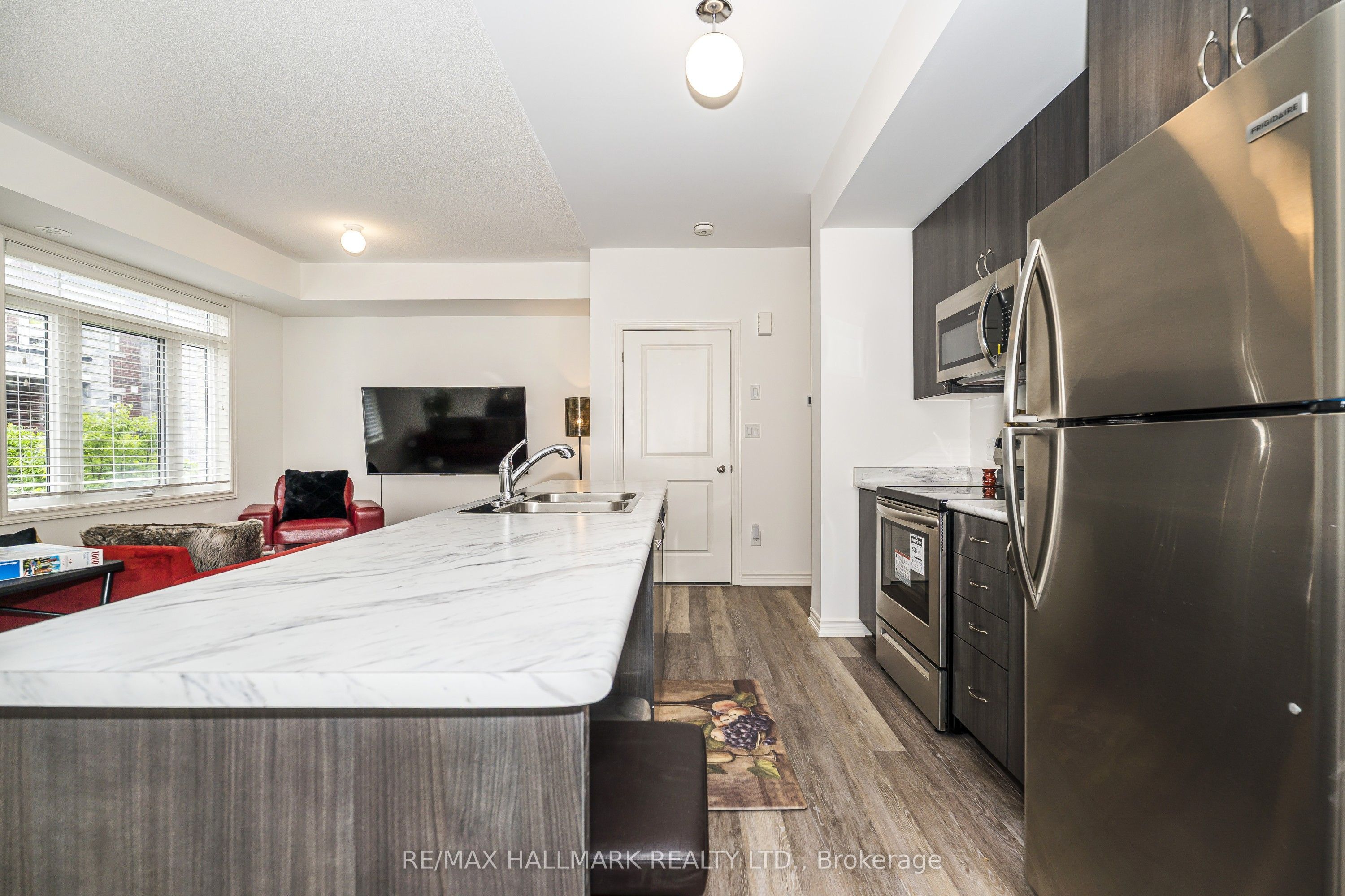 2558 Ladyfern Crossing Property Photo 16