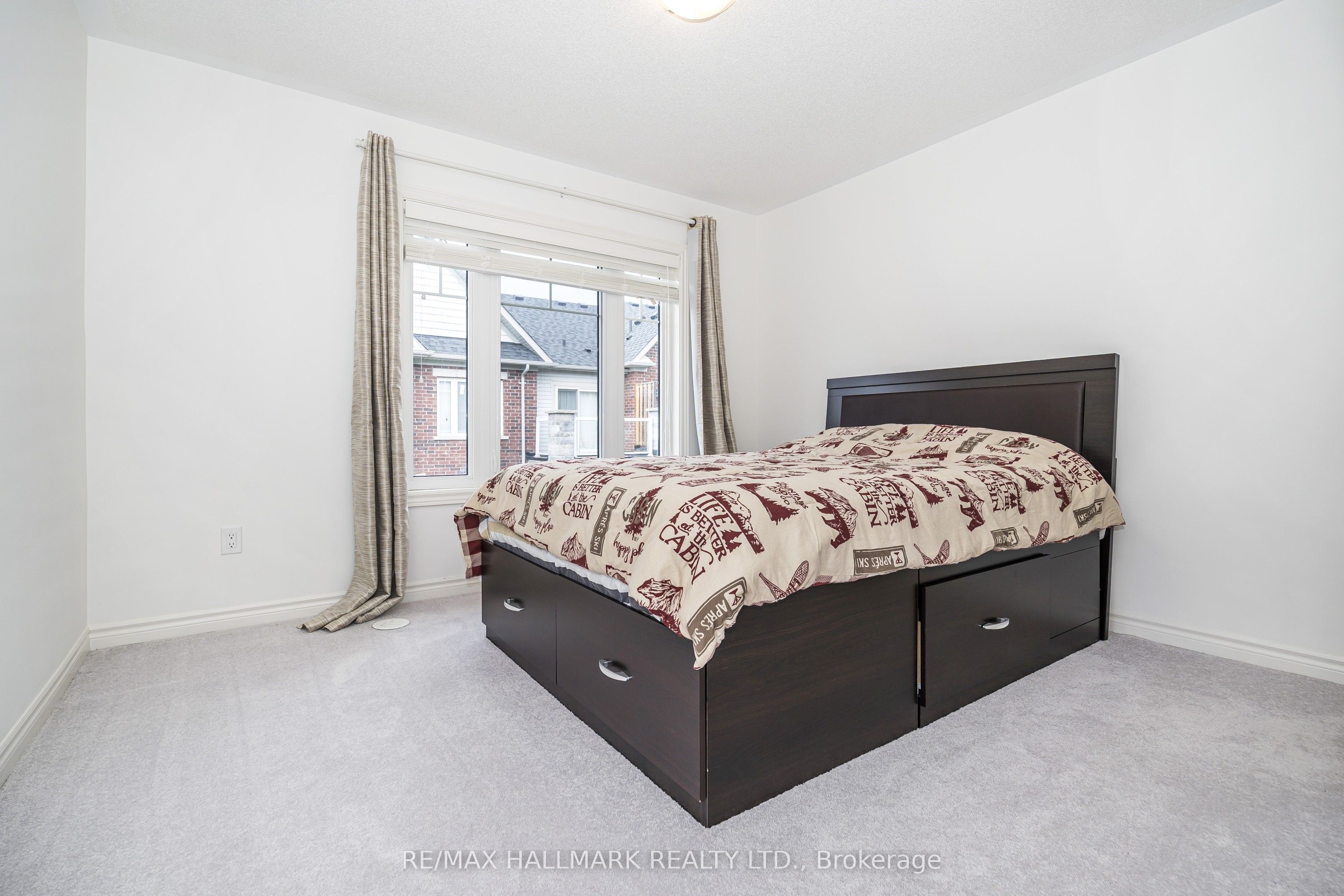 2558 Ladyfern Crossing Property Photo 28