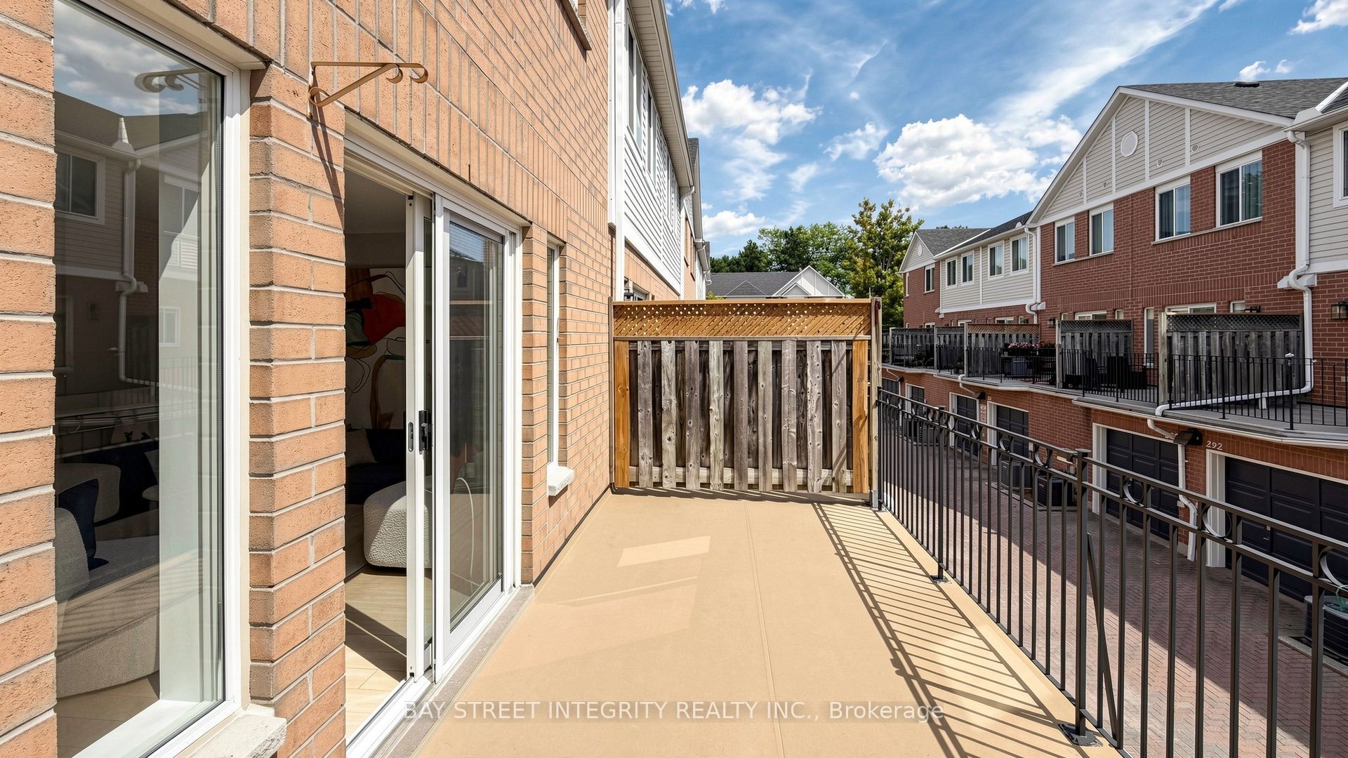 83 Mondeo Drive 331 Property Photo 47