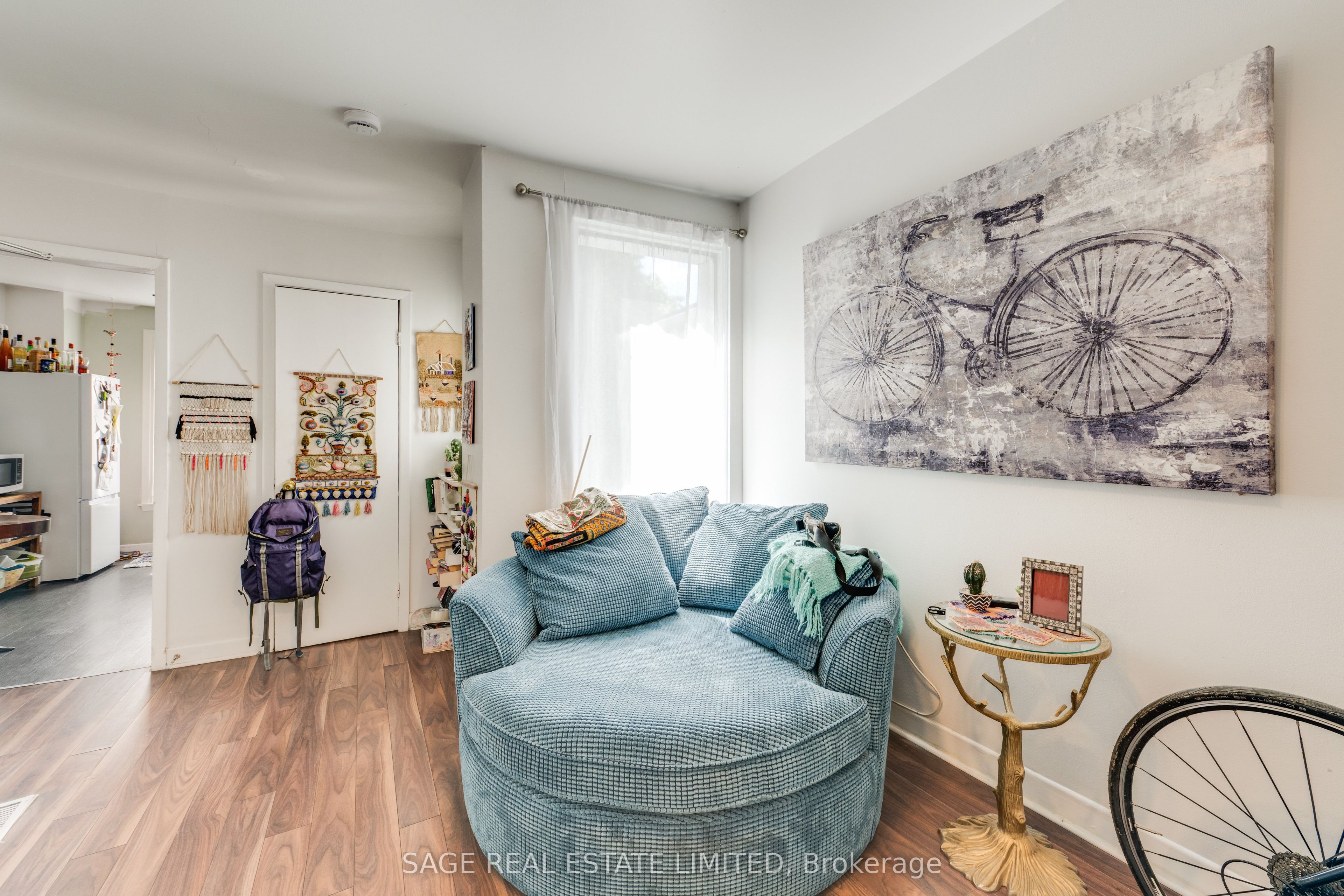 241 Langley Avenue Property Photo 21
