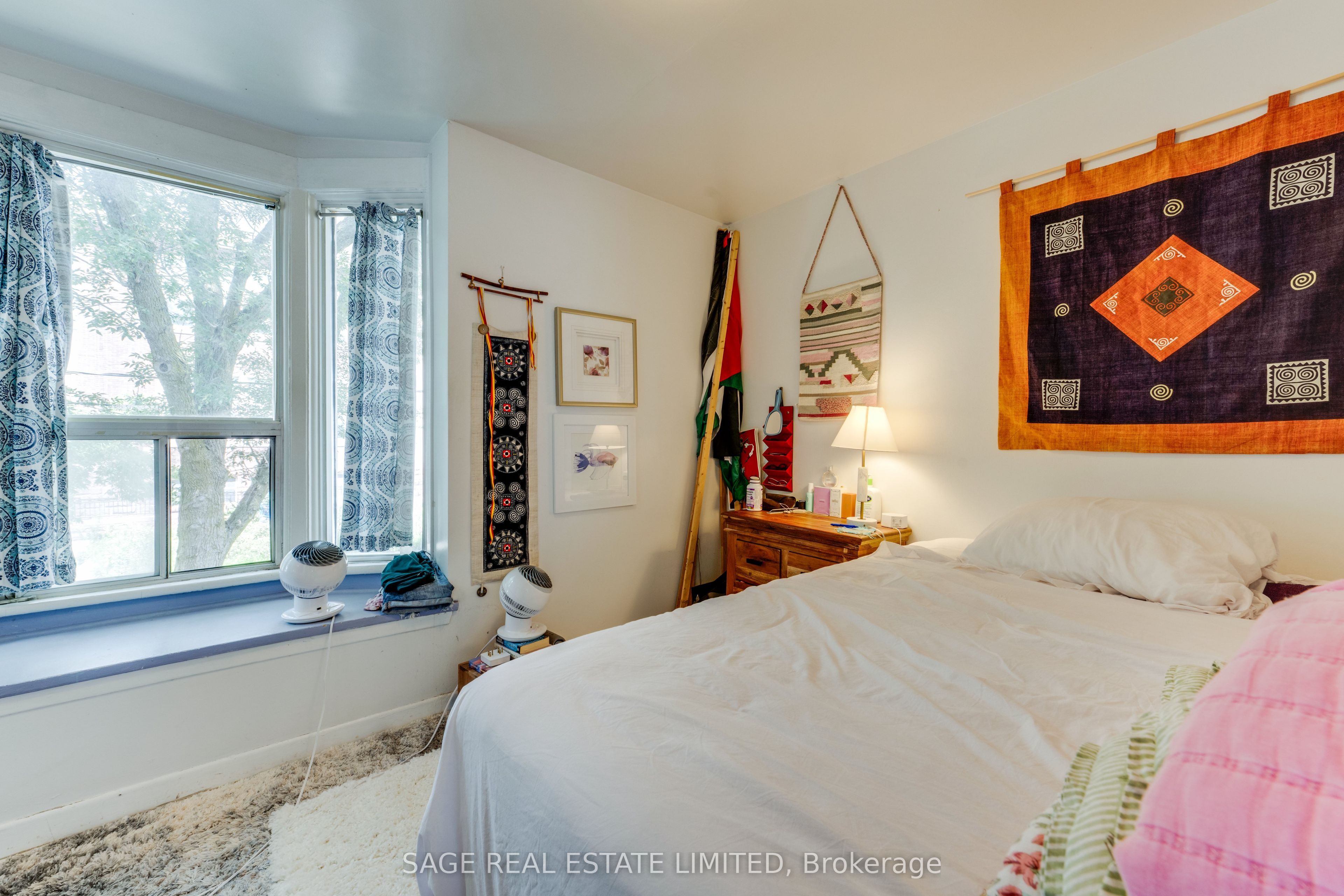 241 Langley Avenue Property Photo 23