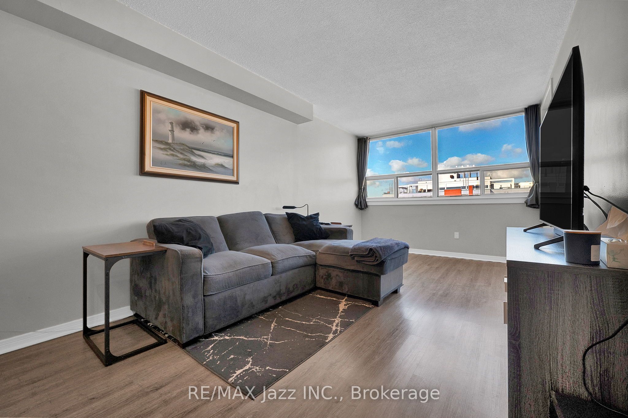 80 Athol Street E 608 Property Photo 10