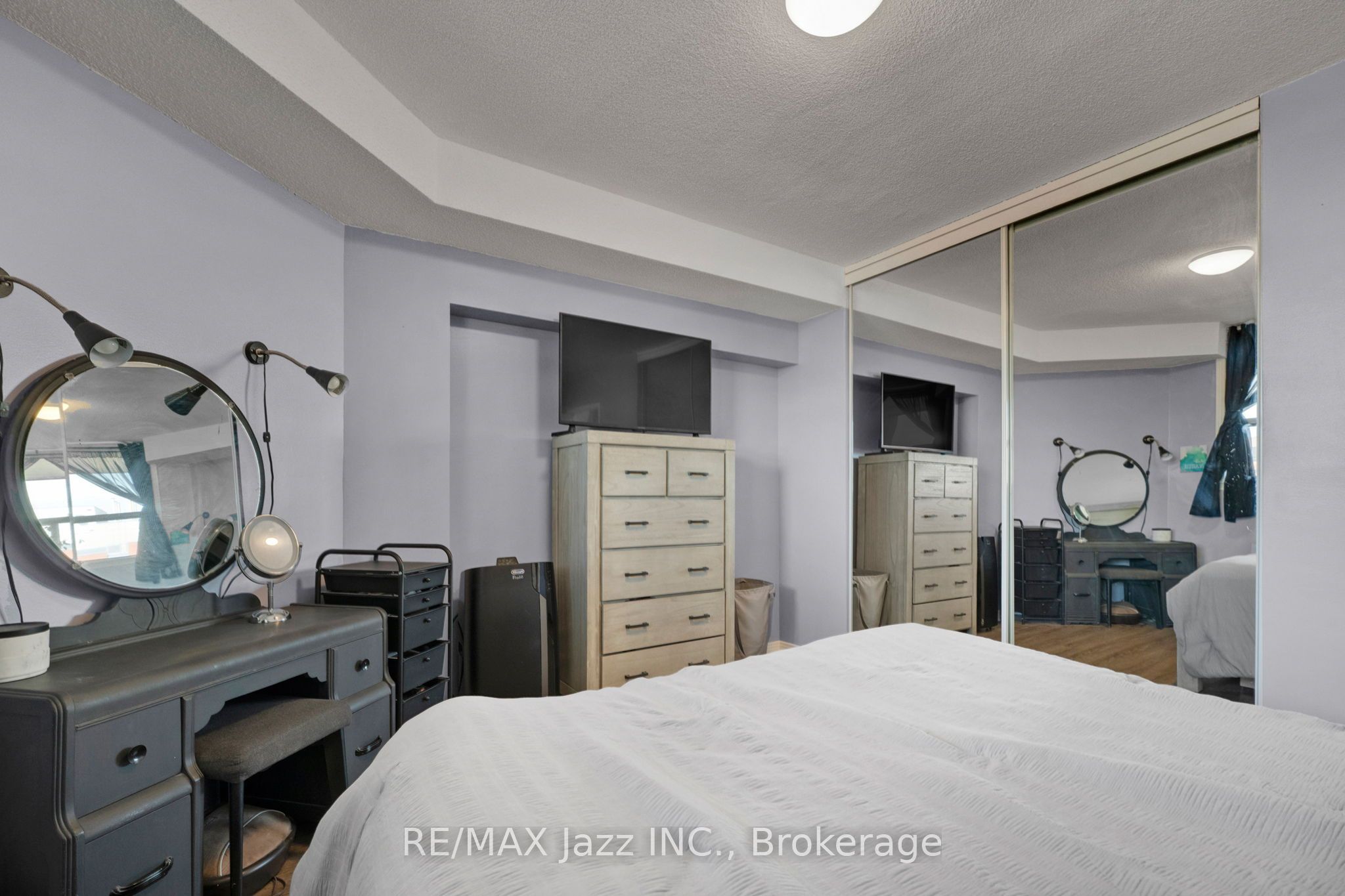 80 Athol Street E 608 Property Photo 18