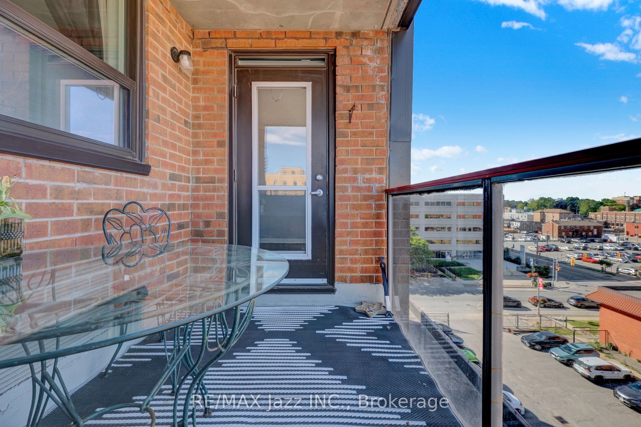 80 Athol Street E 608 Property Photo 19