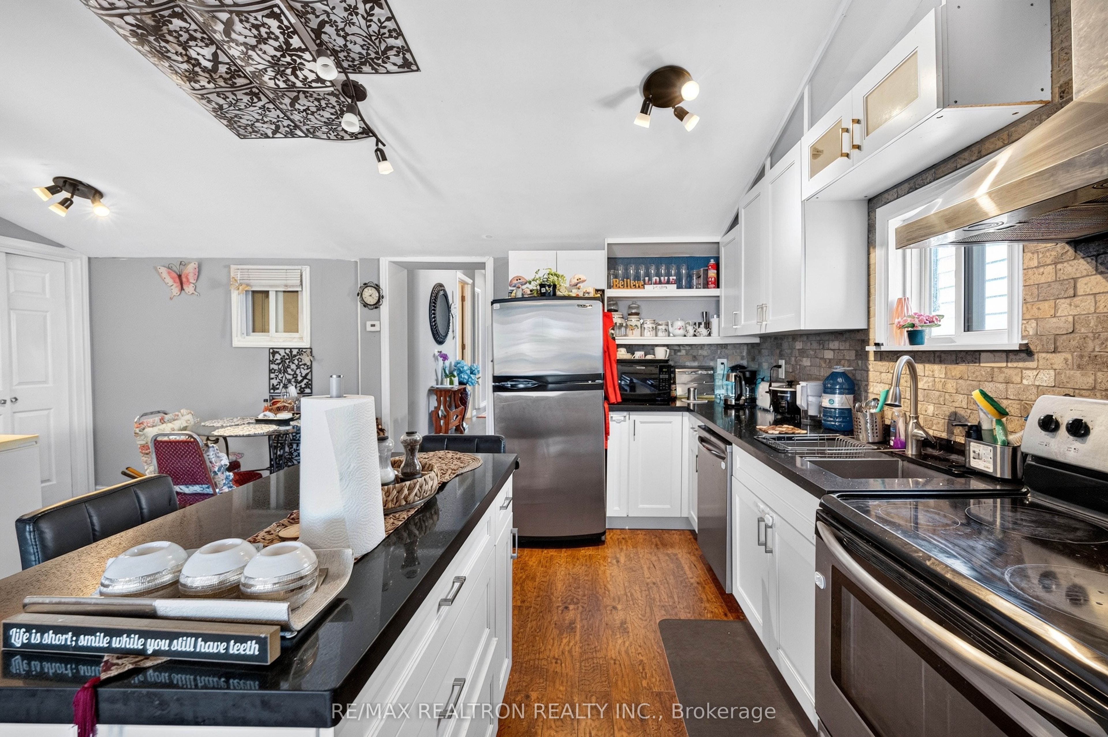 31 Albany Street Property Photo 15
