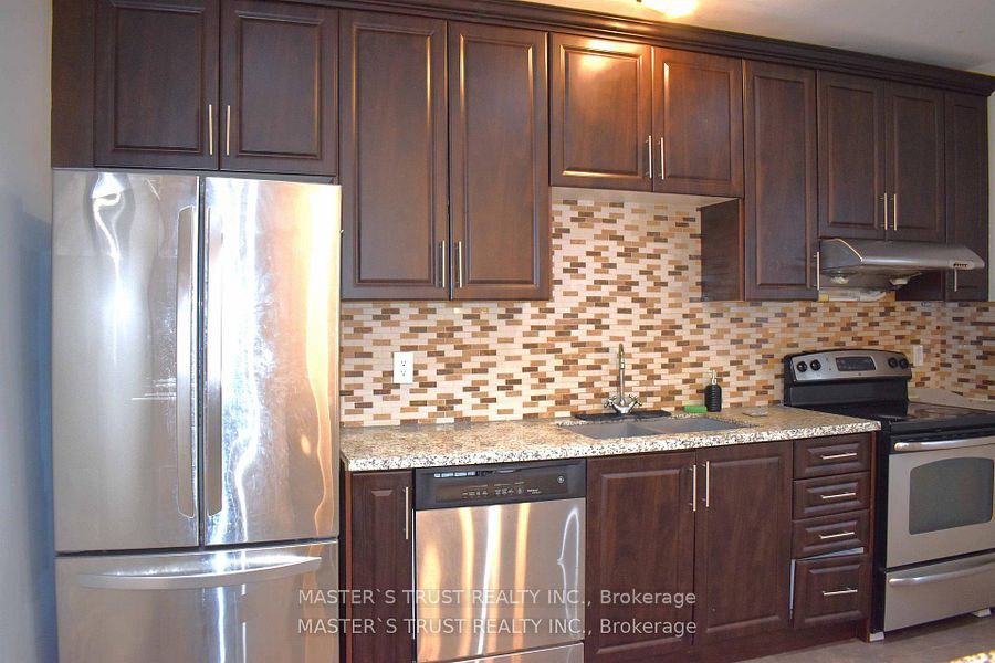 966 Dundas Street E Property Photo 5