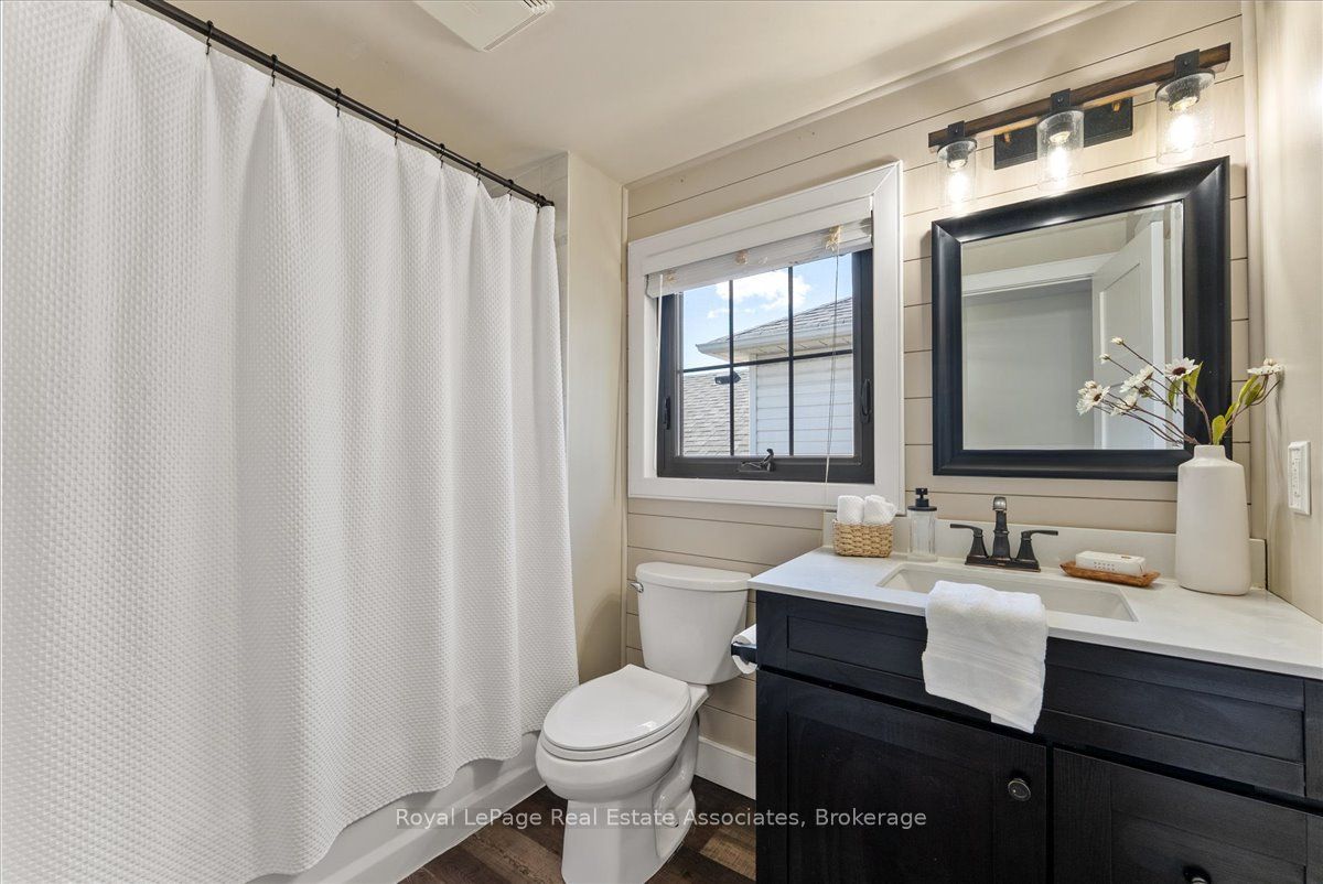 1464 Trowbridge Drive Property Photo 20