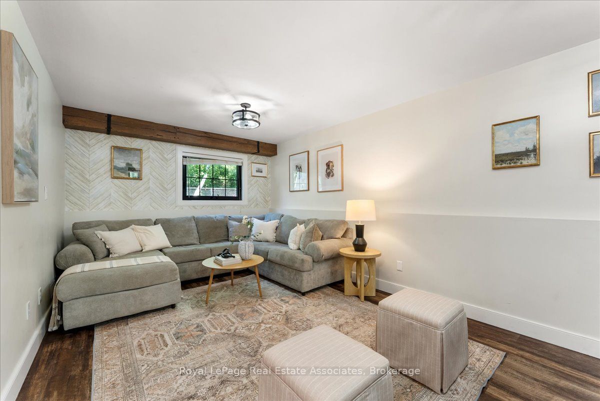 1464 Trowbridge Drive Property Photo 27
