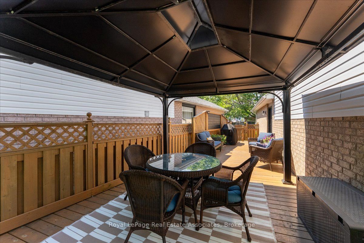 1464 Trowbridge Drive Property Photo 37
