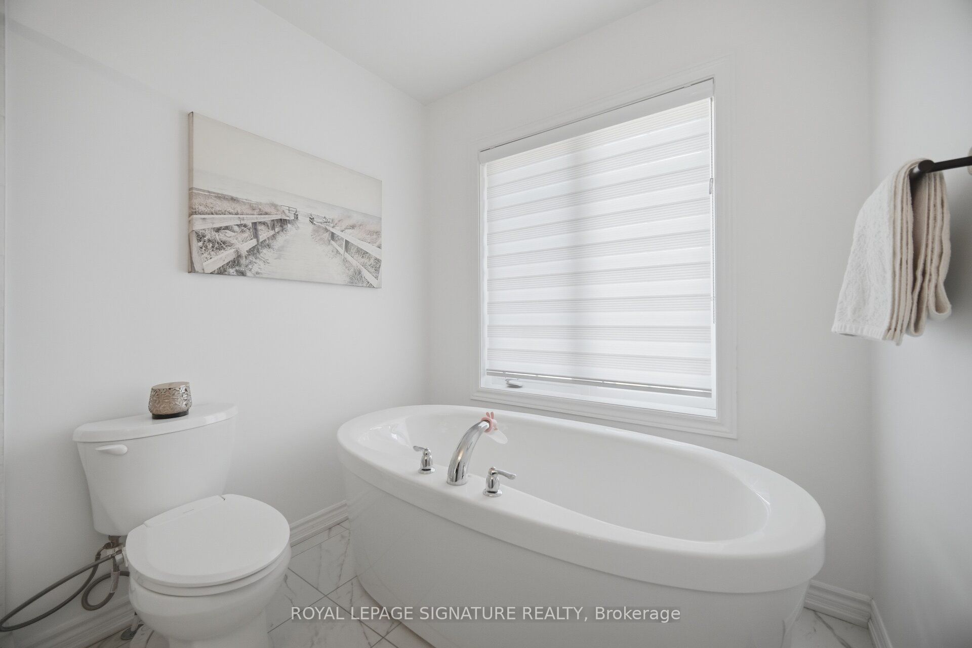 3 Kingfisher Way Property Photo 37