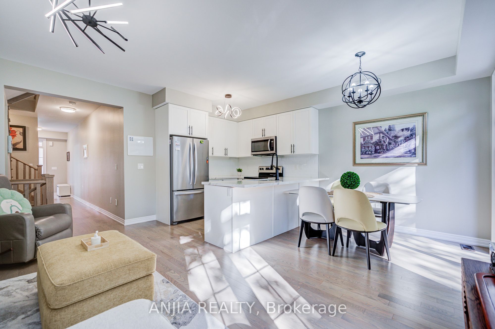 33 Aldridge Lane Property Photo 12