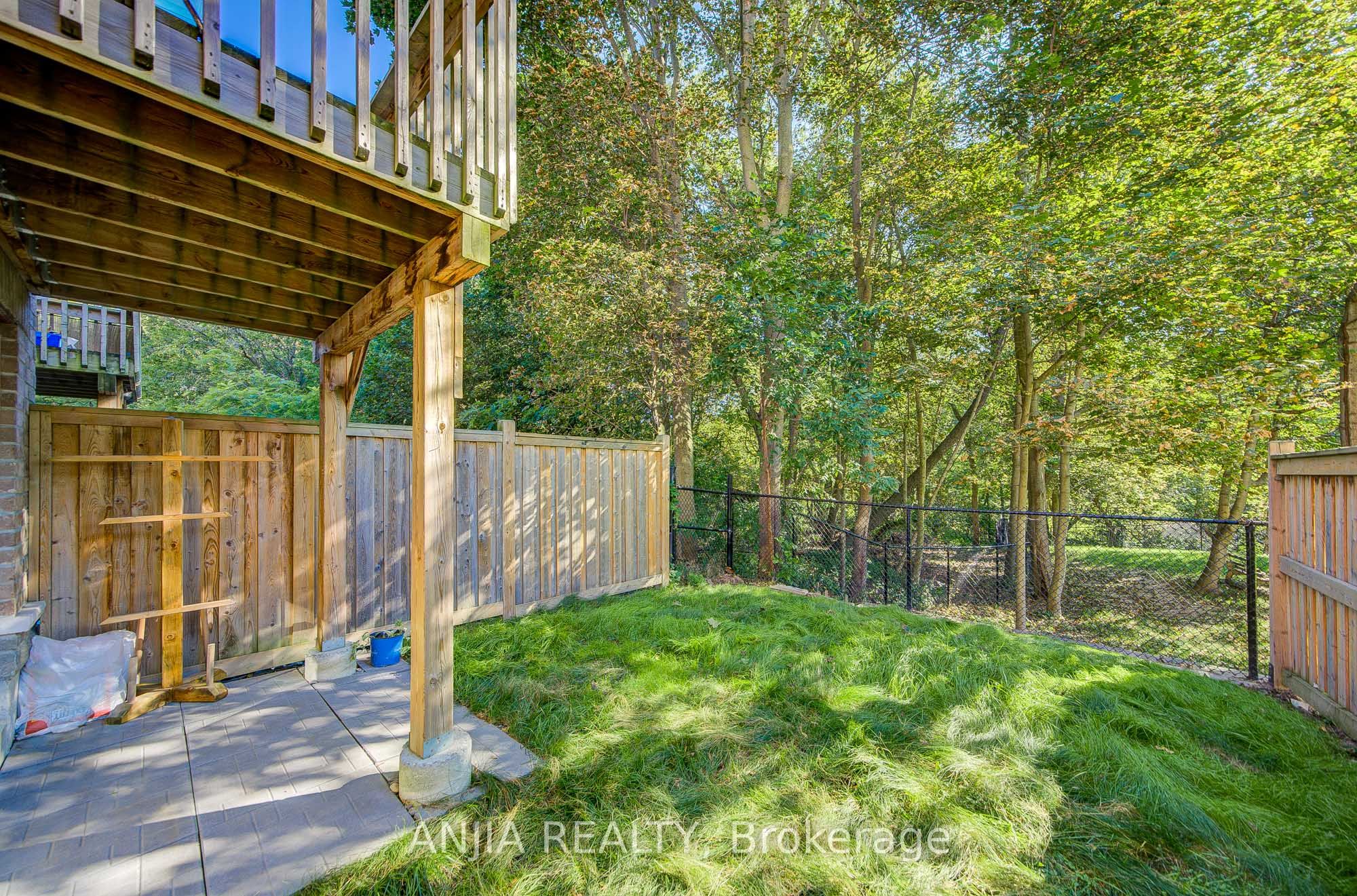 33 Aldridge Lane Property Photo 33