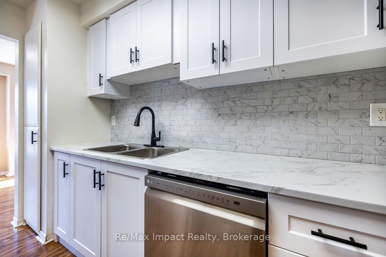 25 Tompkins Lane Property Photo 6