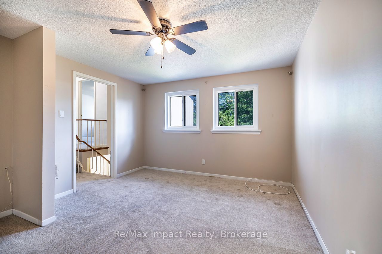 25 Tompkins Lane Property Photo 12