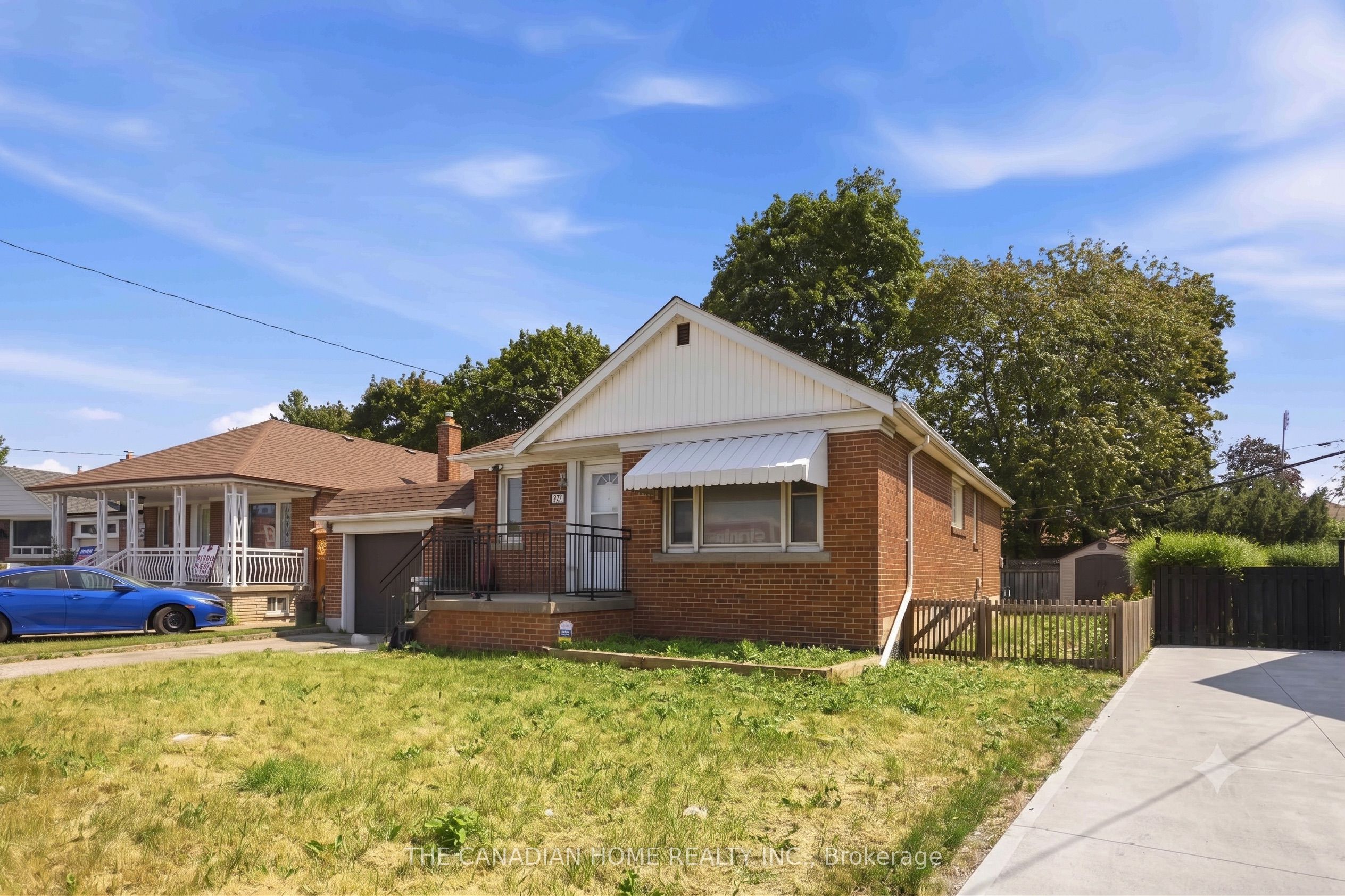1373 Pharmacy Avenue Property Photo 4