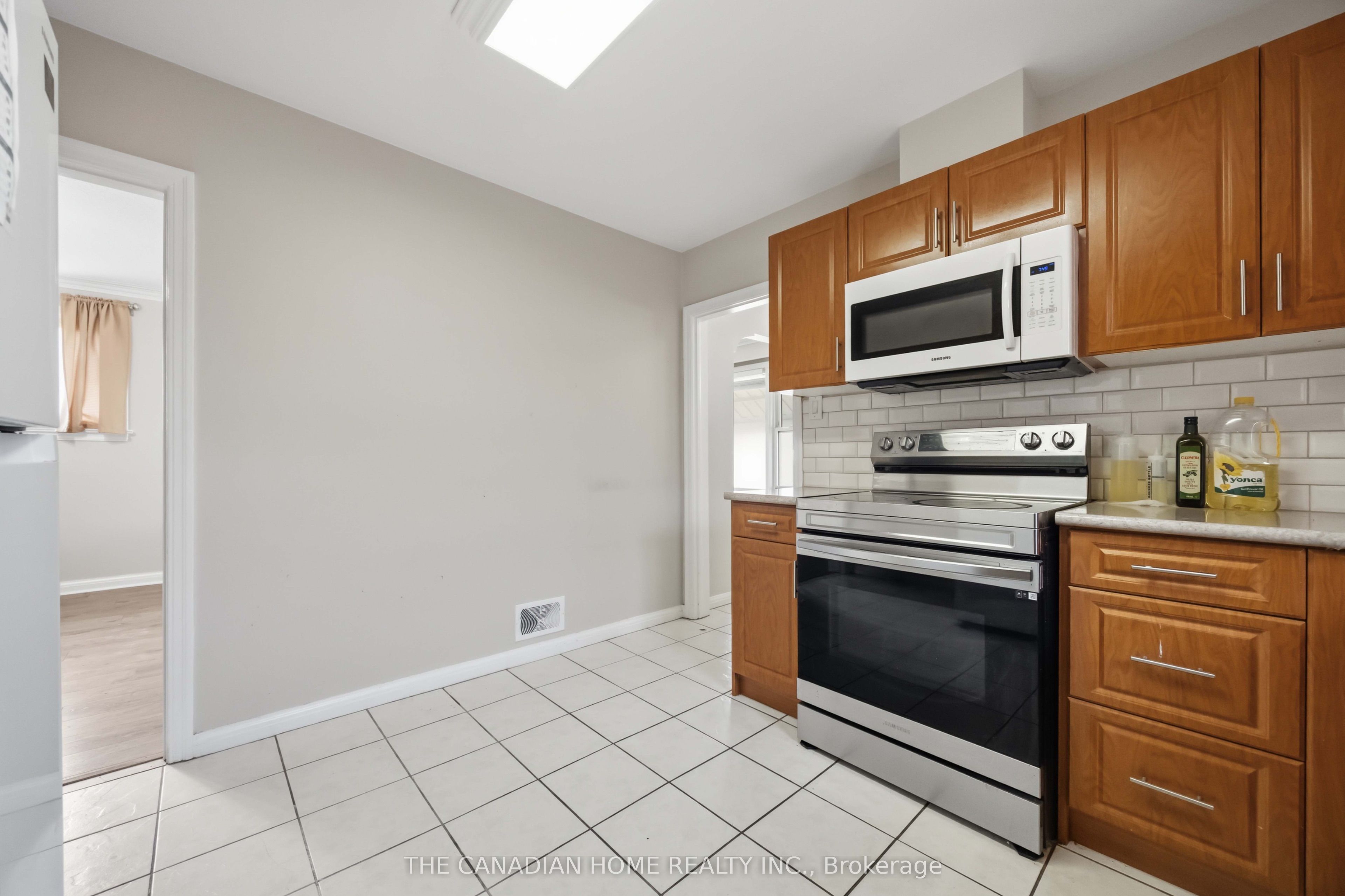1373 Pharmacy Avenue Property Photo 15