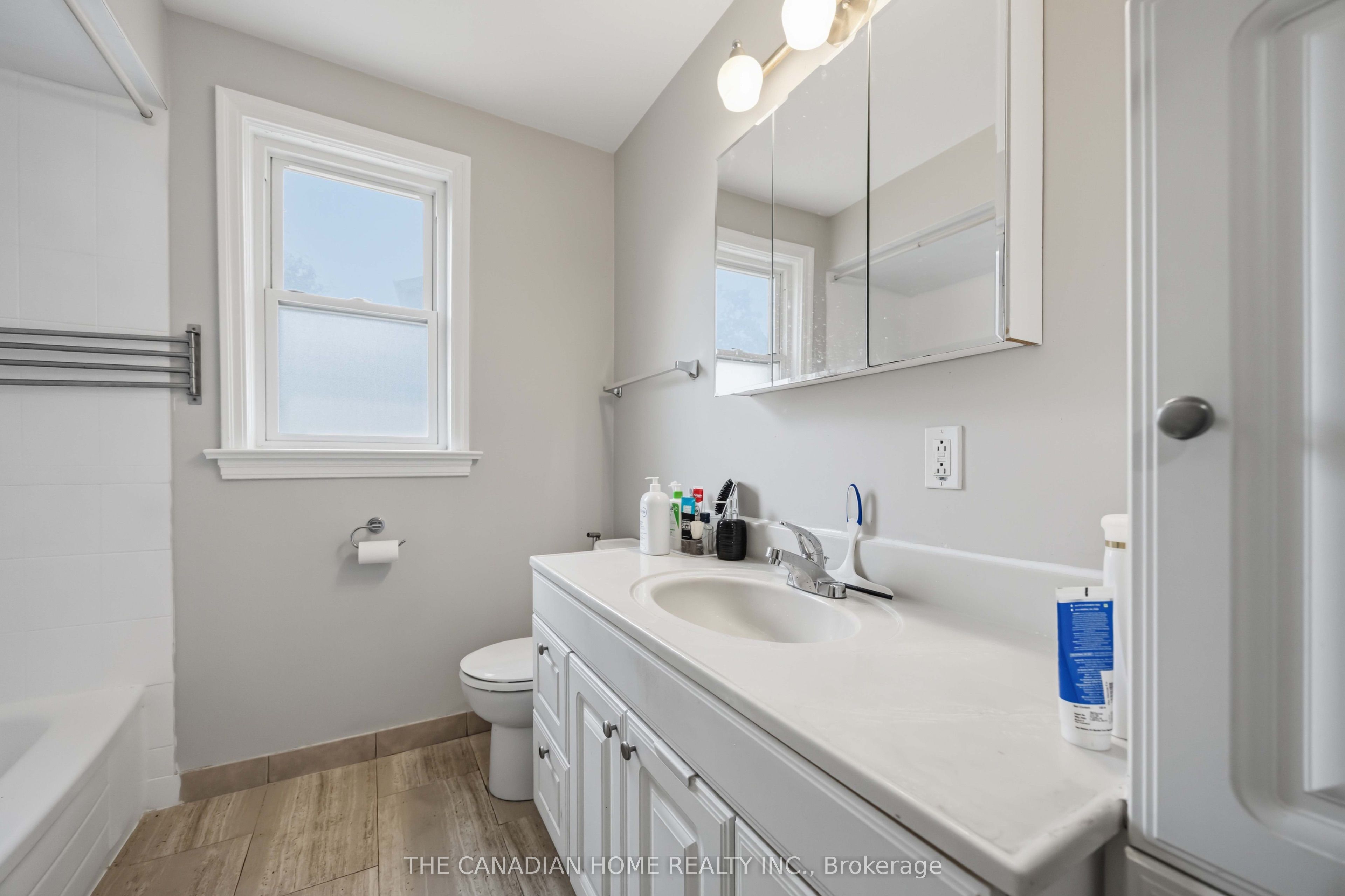 1373 Pharmacy Avenue Property Photo 25