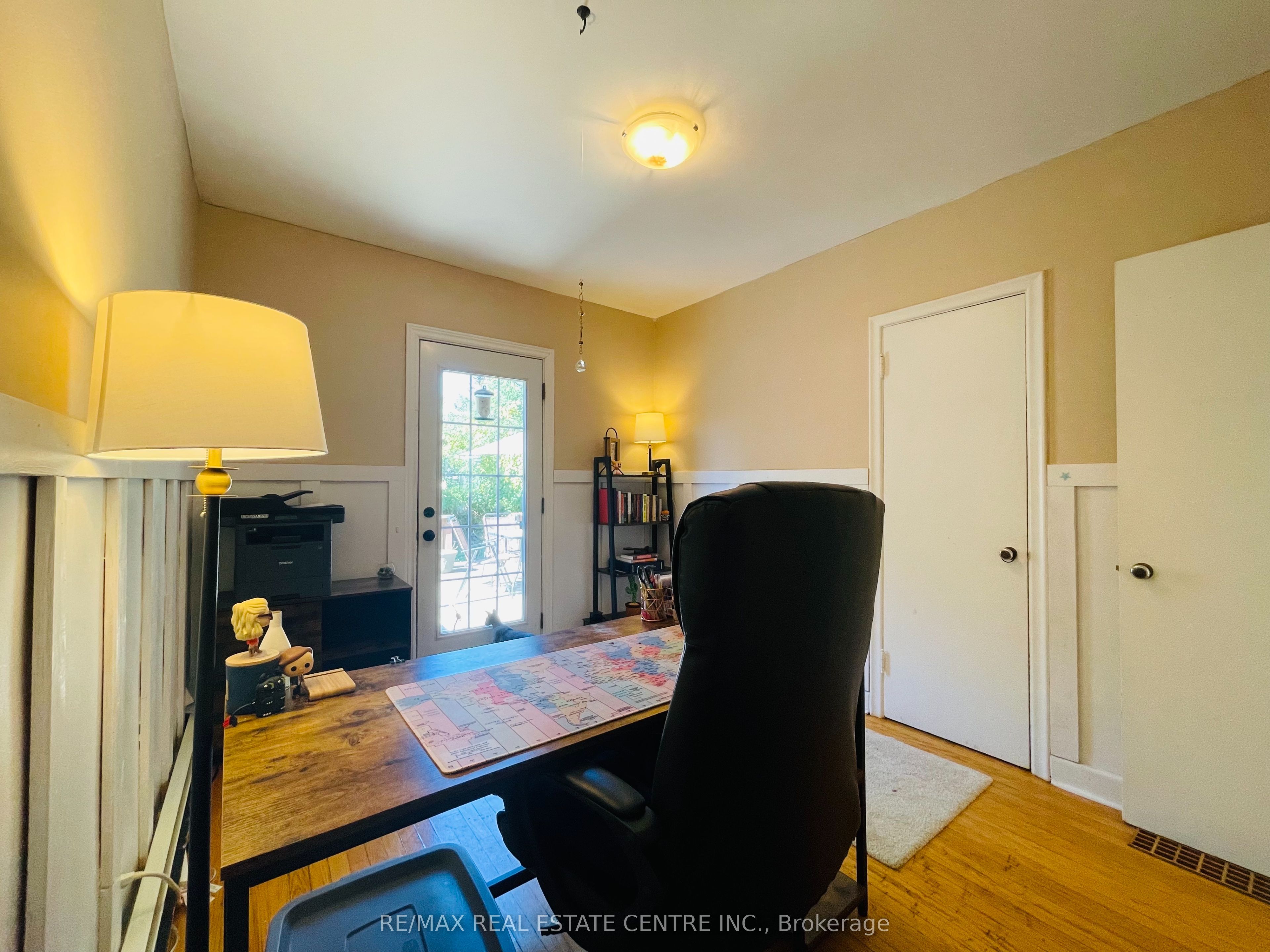 34 Singleton Road Main Floor Property Photo 18